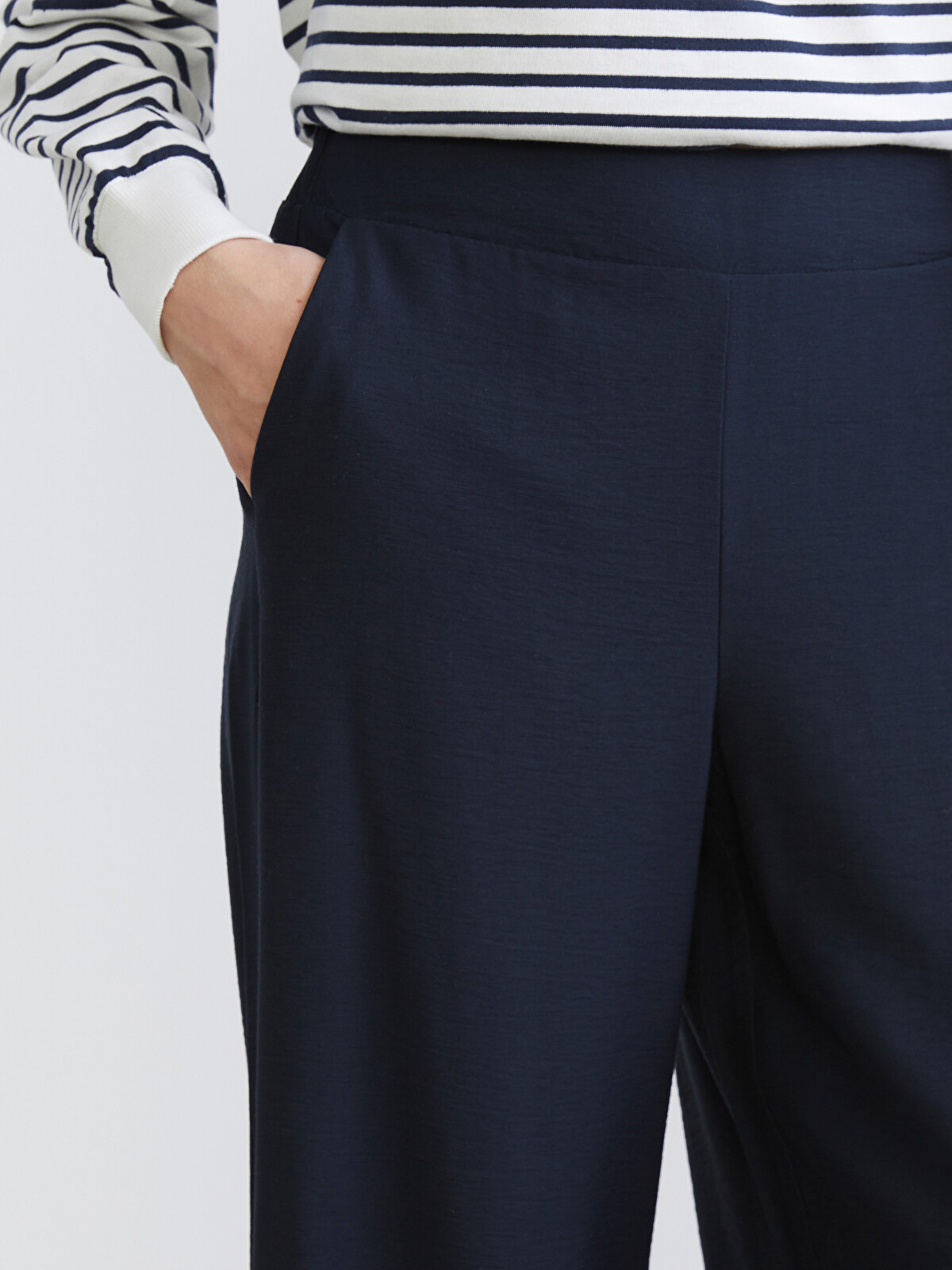 LCW Modest Elastic Waist Wide Leg Women's Trousers - S65048Z8-ZKF