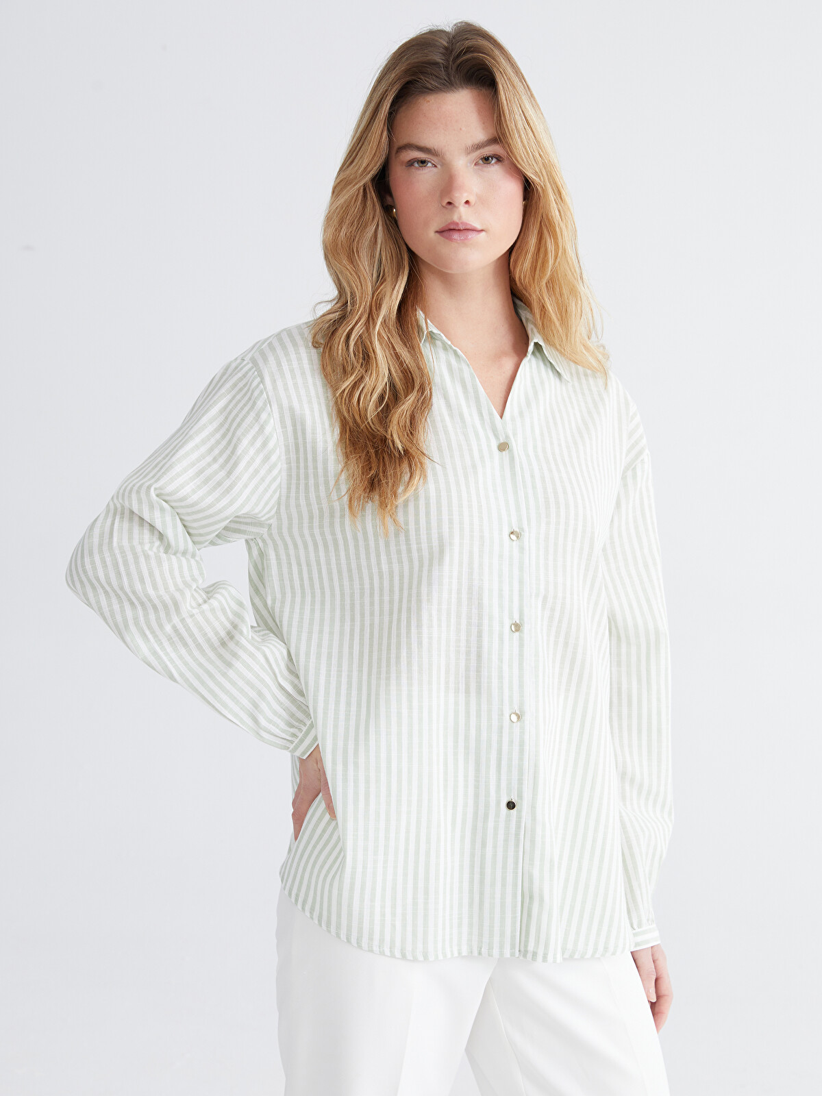 LCW Comfort Striped Women's Shirt - S65469Z8-LFT | LC Waikiki