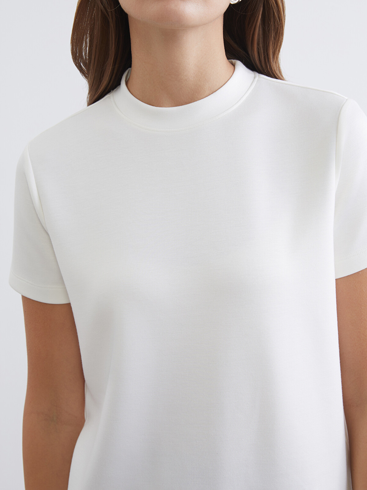 LCW Comfort Soft Touch Women's Tee With A Stand-up Collar