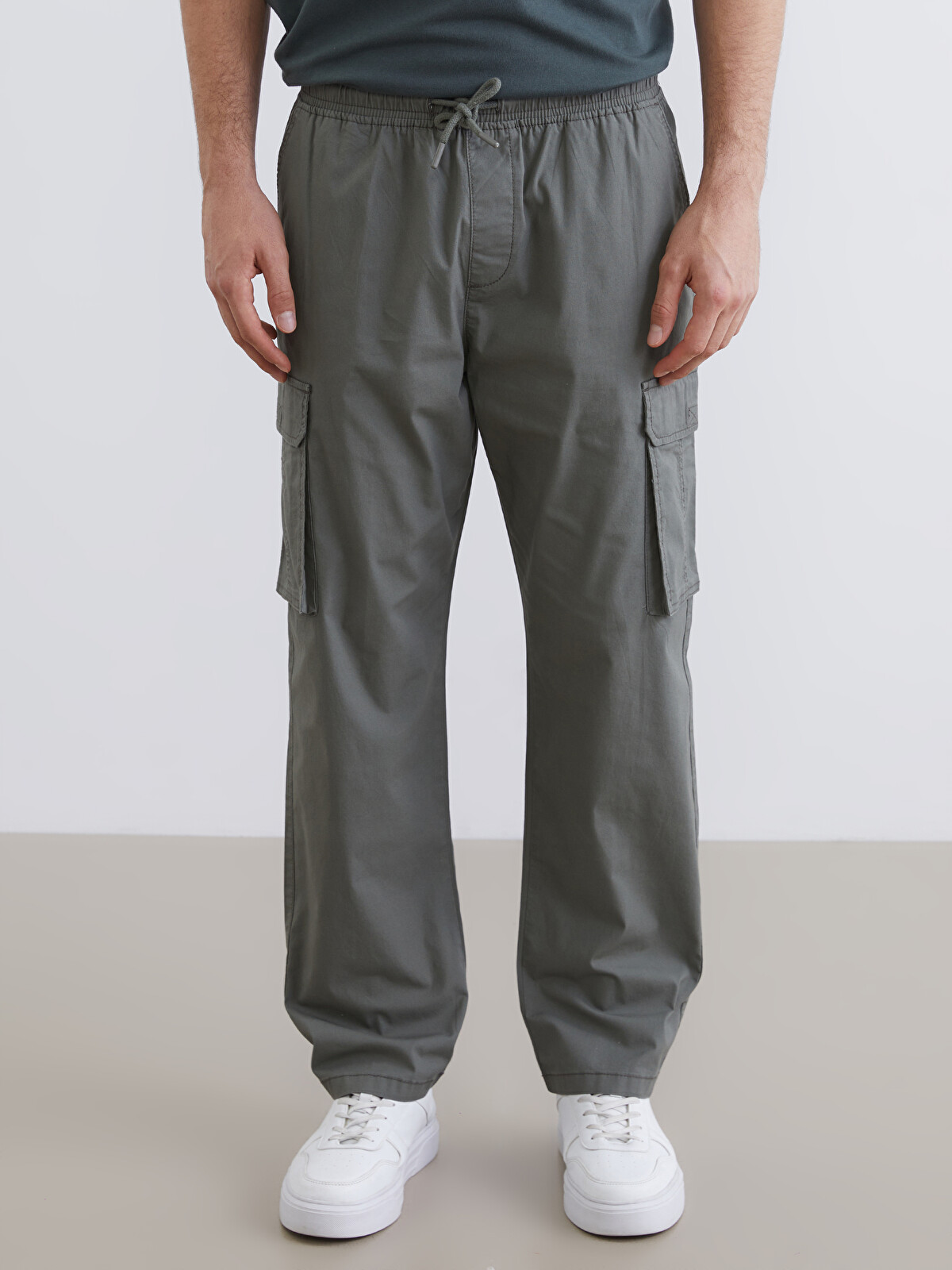 XSIDE Relaxed Fit Men's Cargo Trousers - S67890Z8-YAG | LC Waikiki