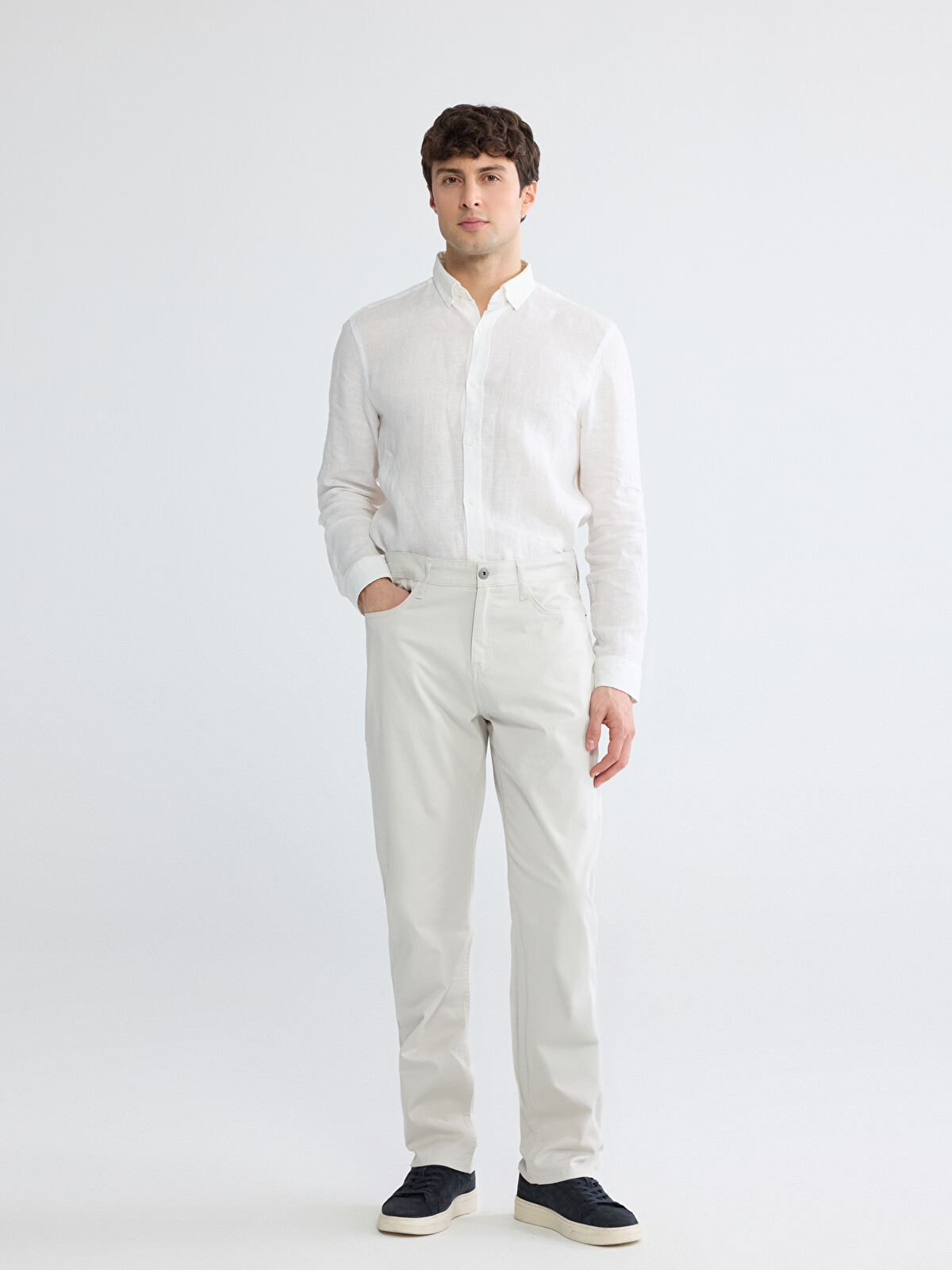 LCWAIKIKI Classic Bej Standart Kalıp Erkek Chino Pantolon