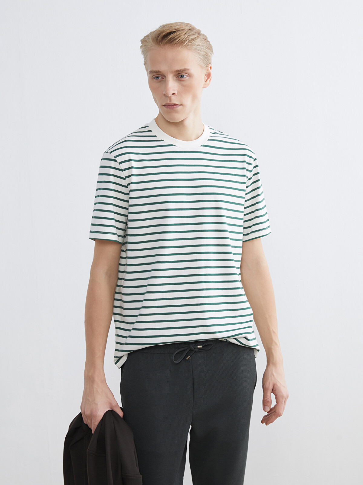 LCW Vision Striped crew-neck T-shirt for men - S69442Z8-LFT | LC