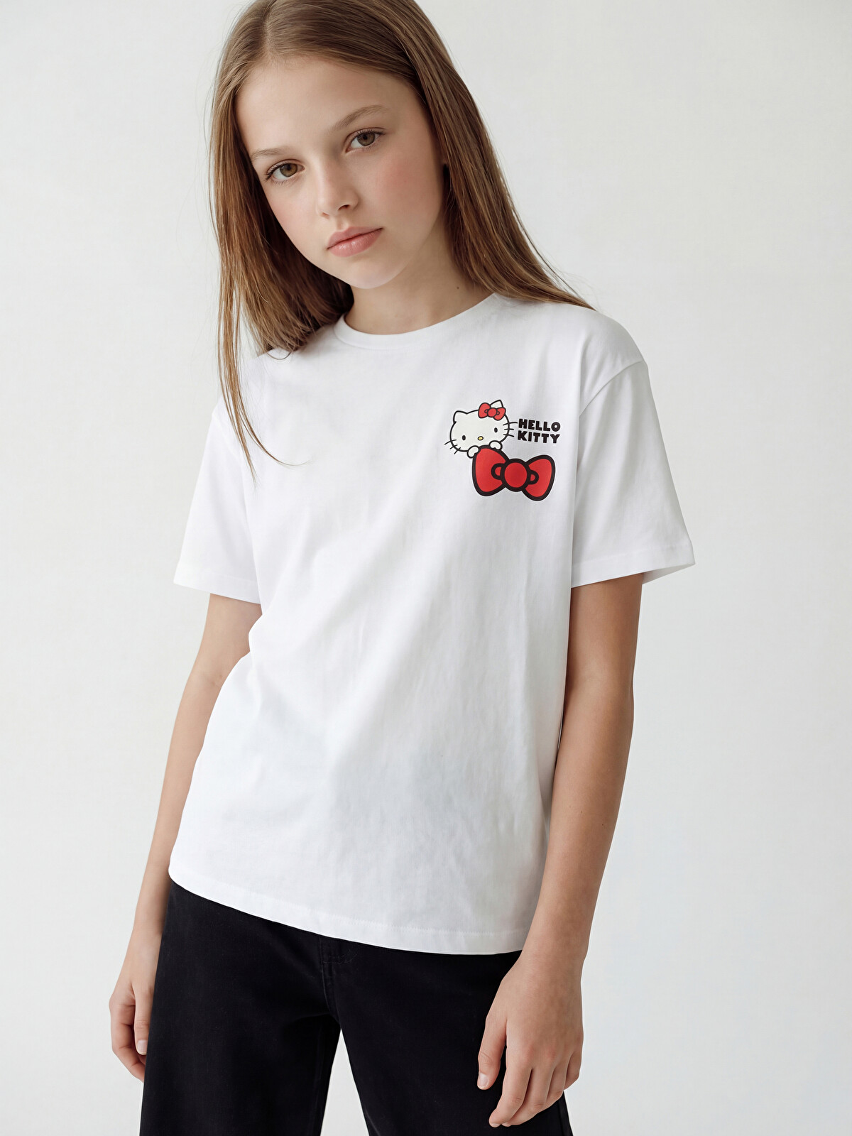 LCW Kids Crew Neck Hello Kitty Printed Girls' T-Shirt - S69784Z4