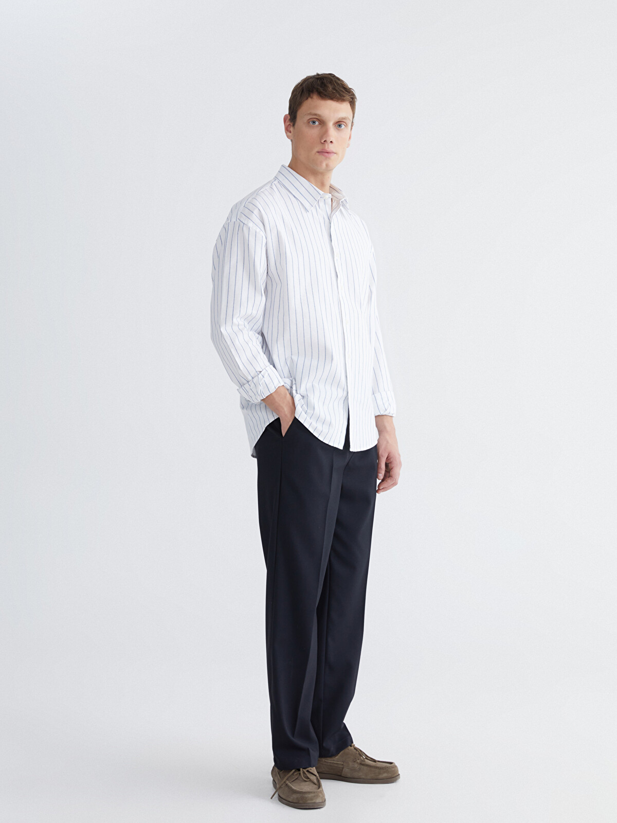 LCW Vision Relaxed Fit Striped Men's Shirt - S69916Z8-LJX | LC Waikiki