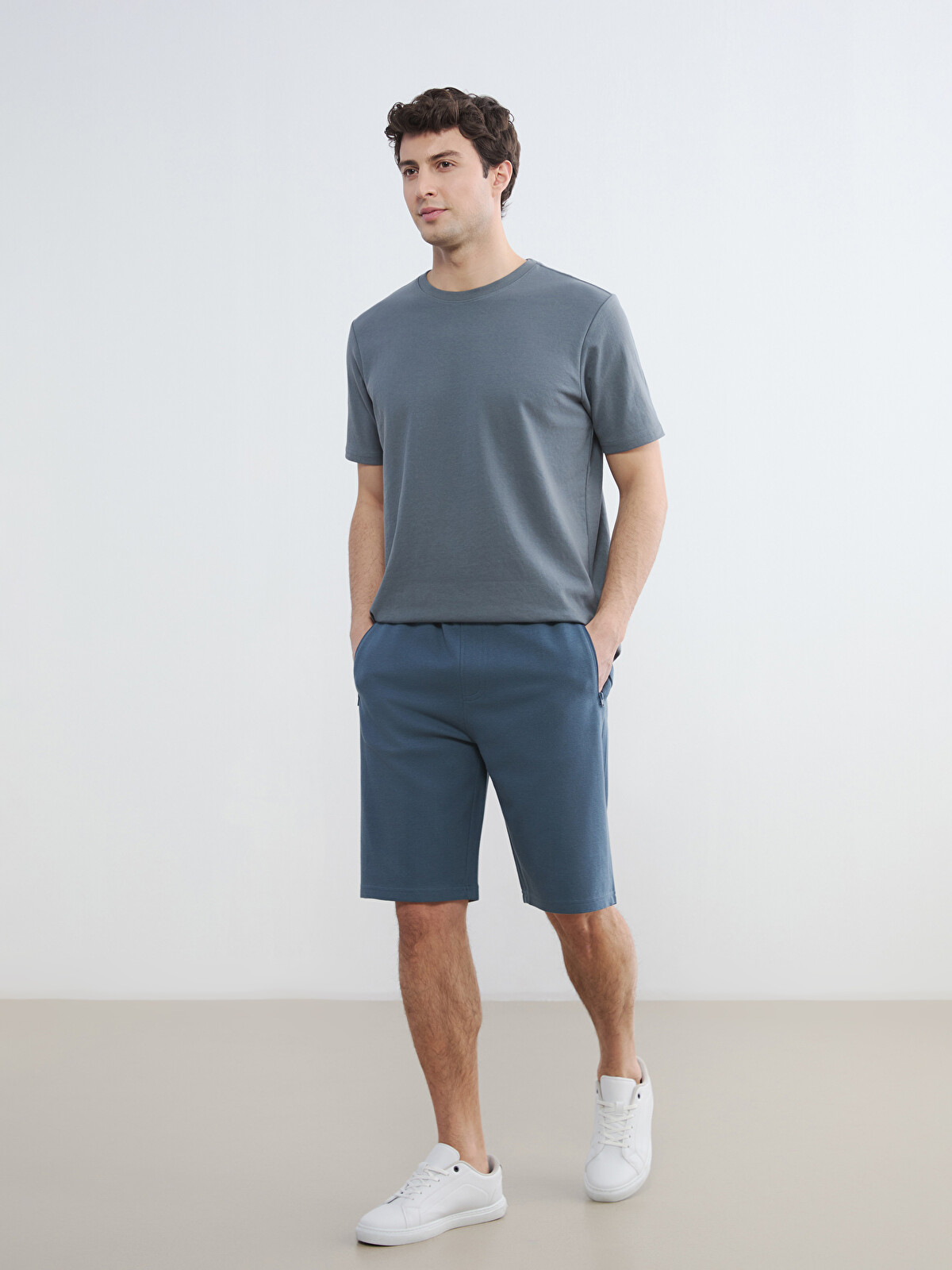LCWAIKIKI Classic Regular Fit Men's Shorts - S6AB06Z8-J2H | LC Waikiki