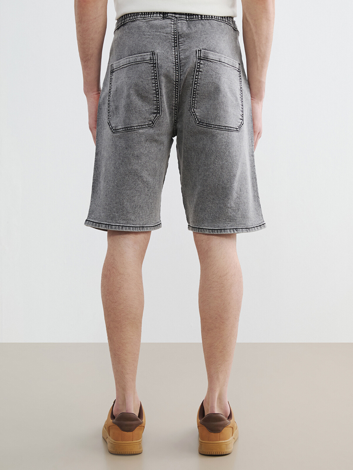 LCW Jeans Standard Fit Men's Jean Shorts - S6AL50Z8-M0U | LC Waikiki