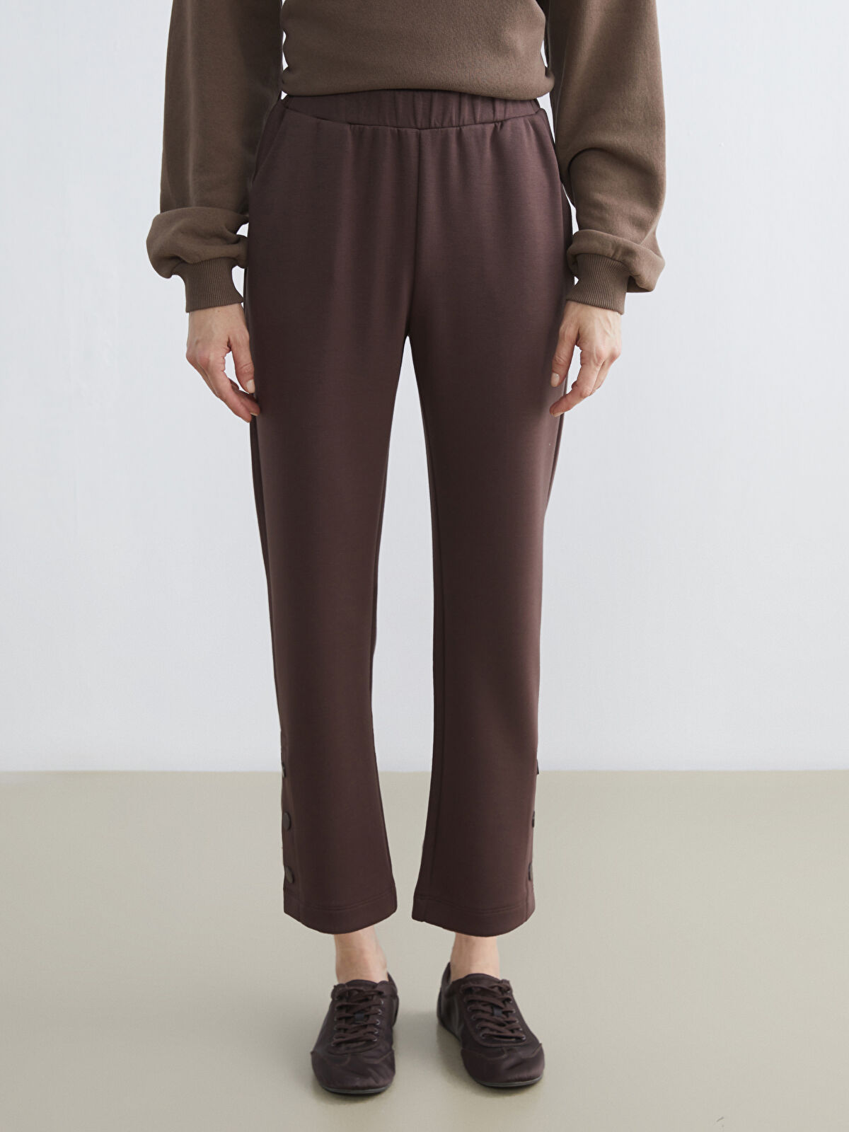LCW EVERYDAY Soft Touch Women's Joggers with Elastic Waistband