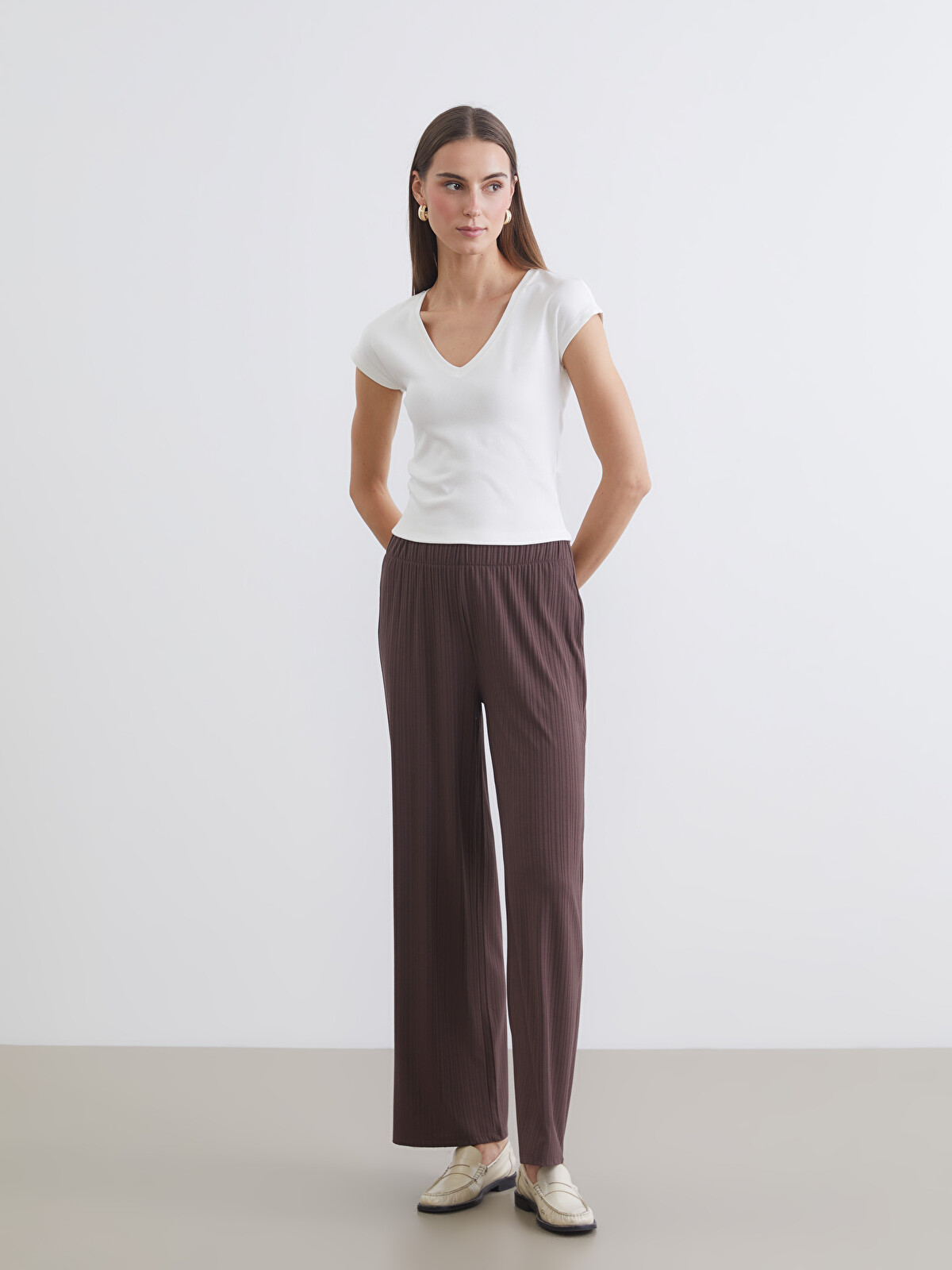 LCWAIKIKI Basic Textured Women's Trousers with Elastic Waistband