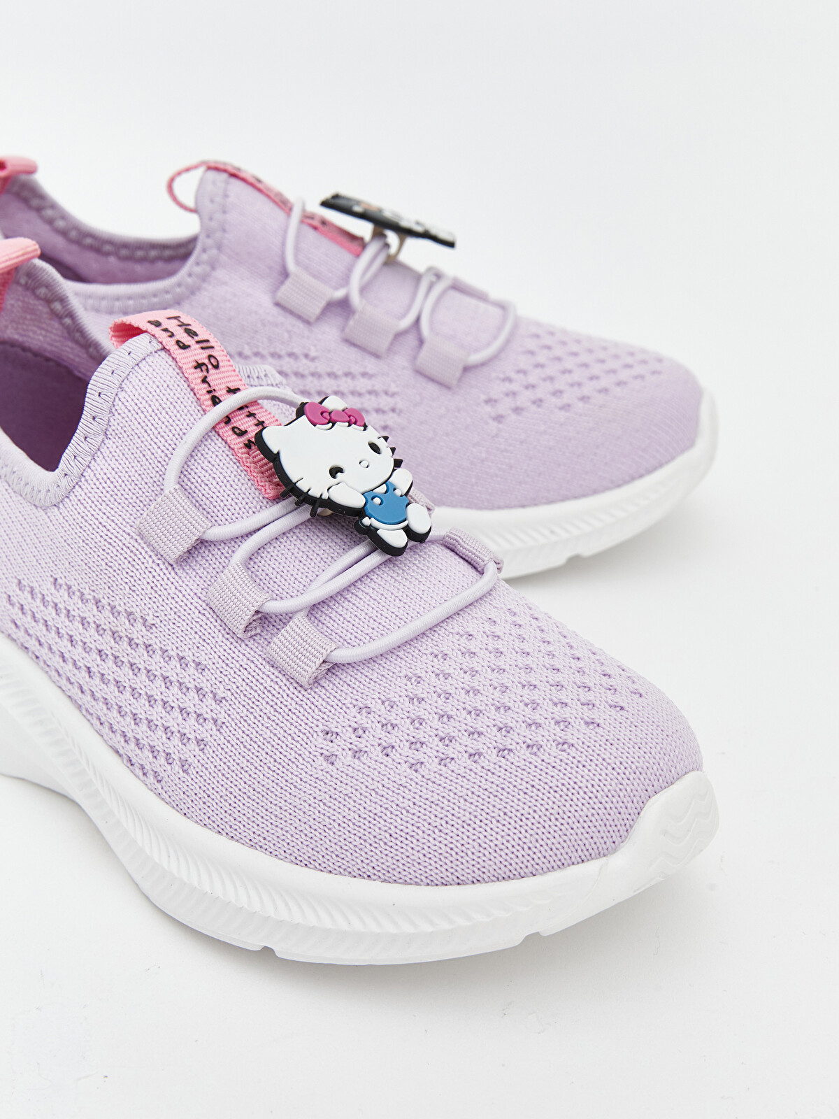 LCW STEPS Hello Kitty Printed Girls' Sneakers - S6CY82Z1-Z2Q | LC