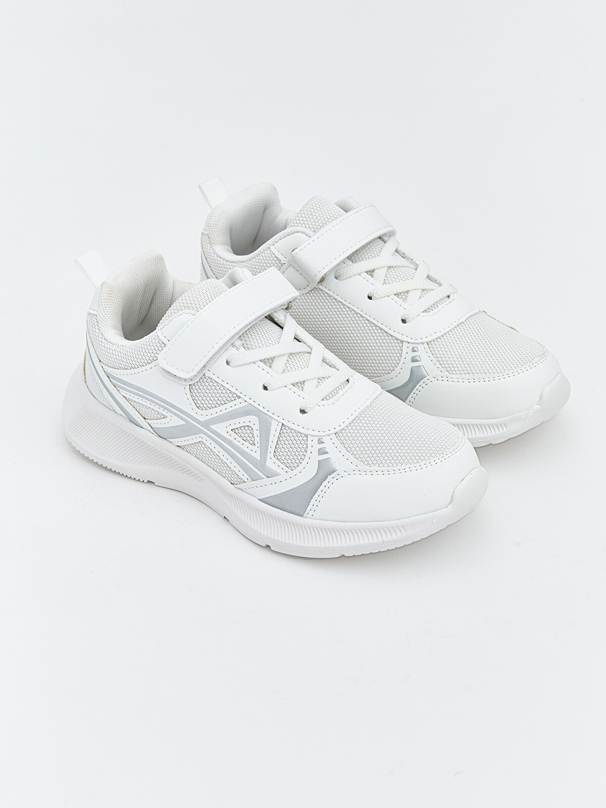 LeLeページ LCW STEPS Bağcık Ve Cırt Cırltı Kız Çocuk Spor Ayakkabı - S6DC62Z4