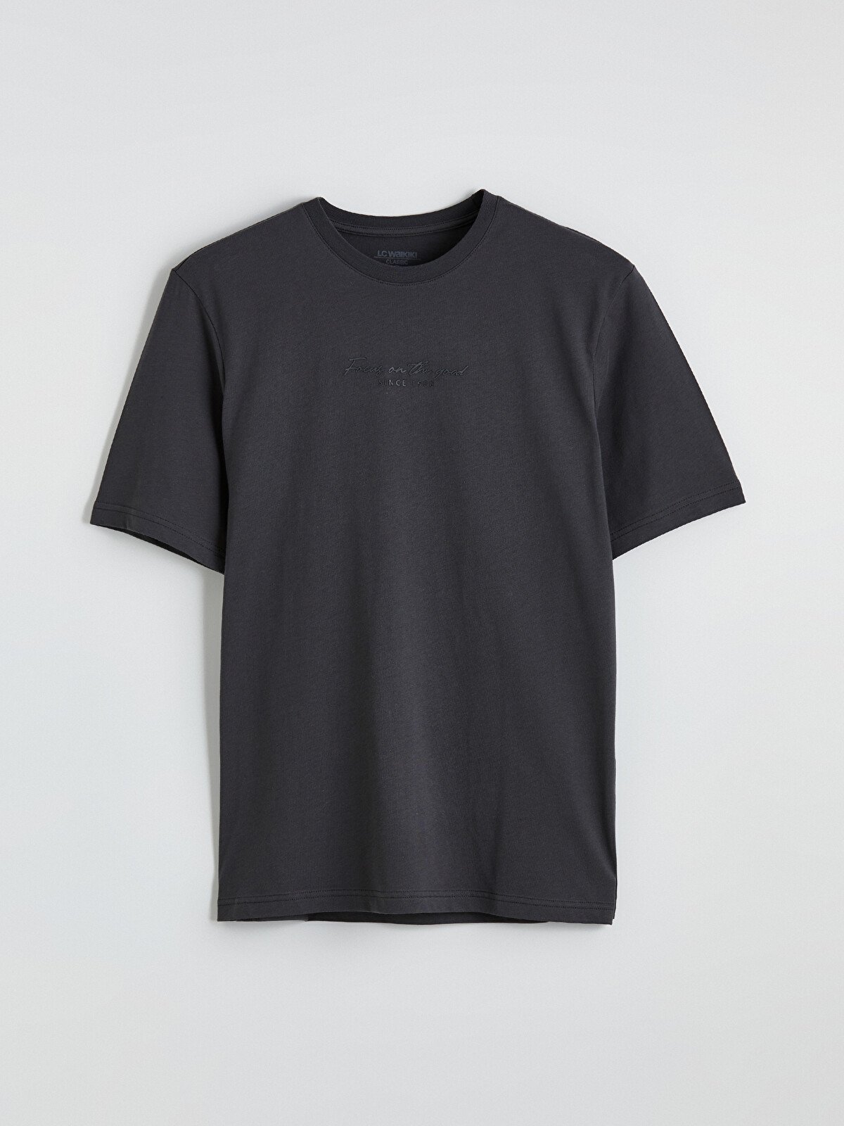 LCWAIKIKI Classic Crew Neck Embroidered Men's T-shirt - S6DE59Z8