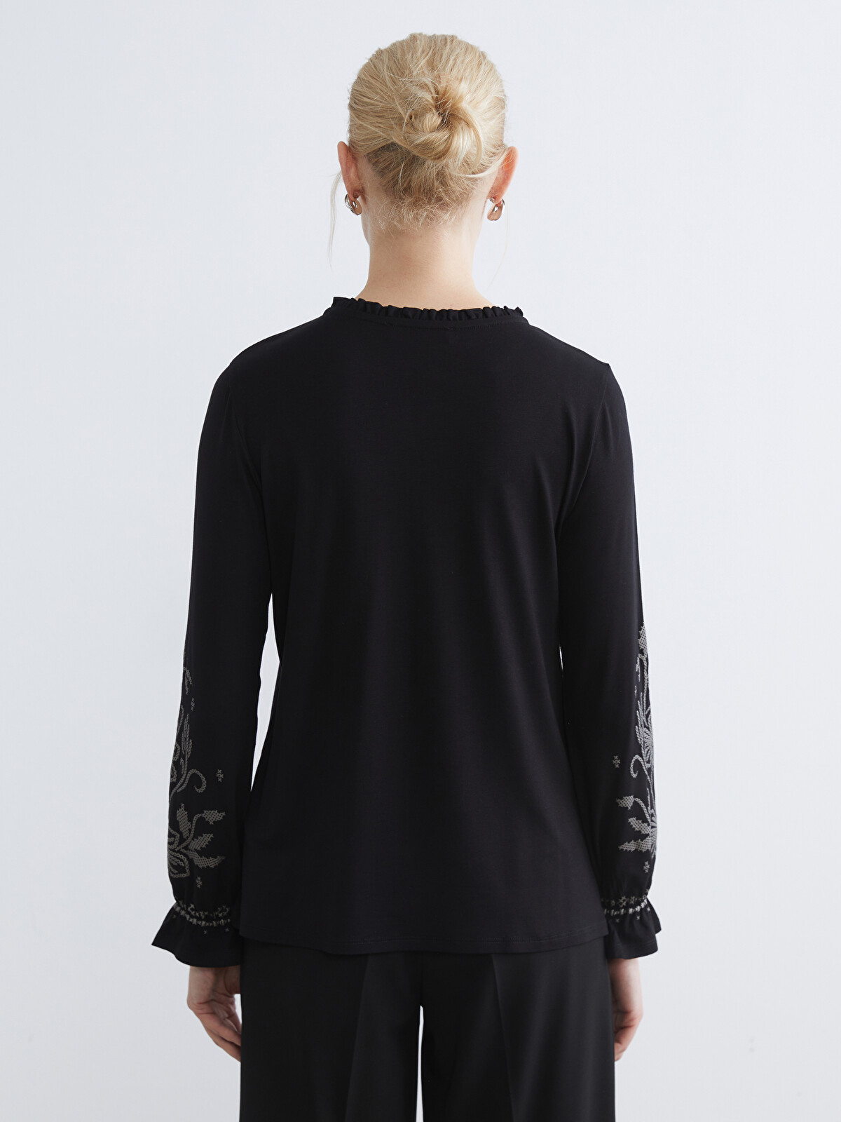 LCW Grace Tie Neck Frilled Patterned Blouse - S6FR39Z8-CVL | LC