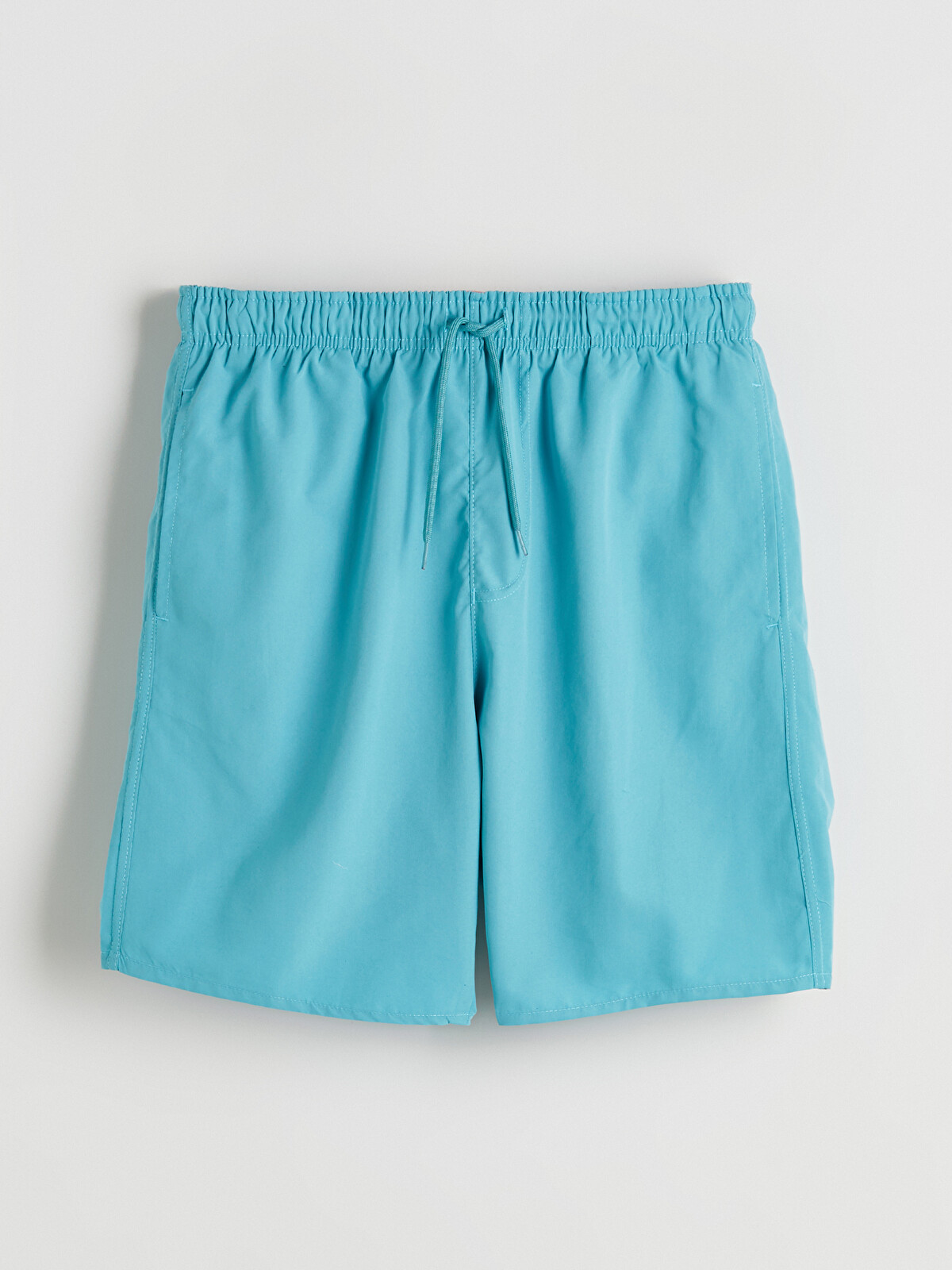 LCW SWIMWEAR Diz Hizası Boy Basic Erkek Deniz Şortu