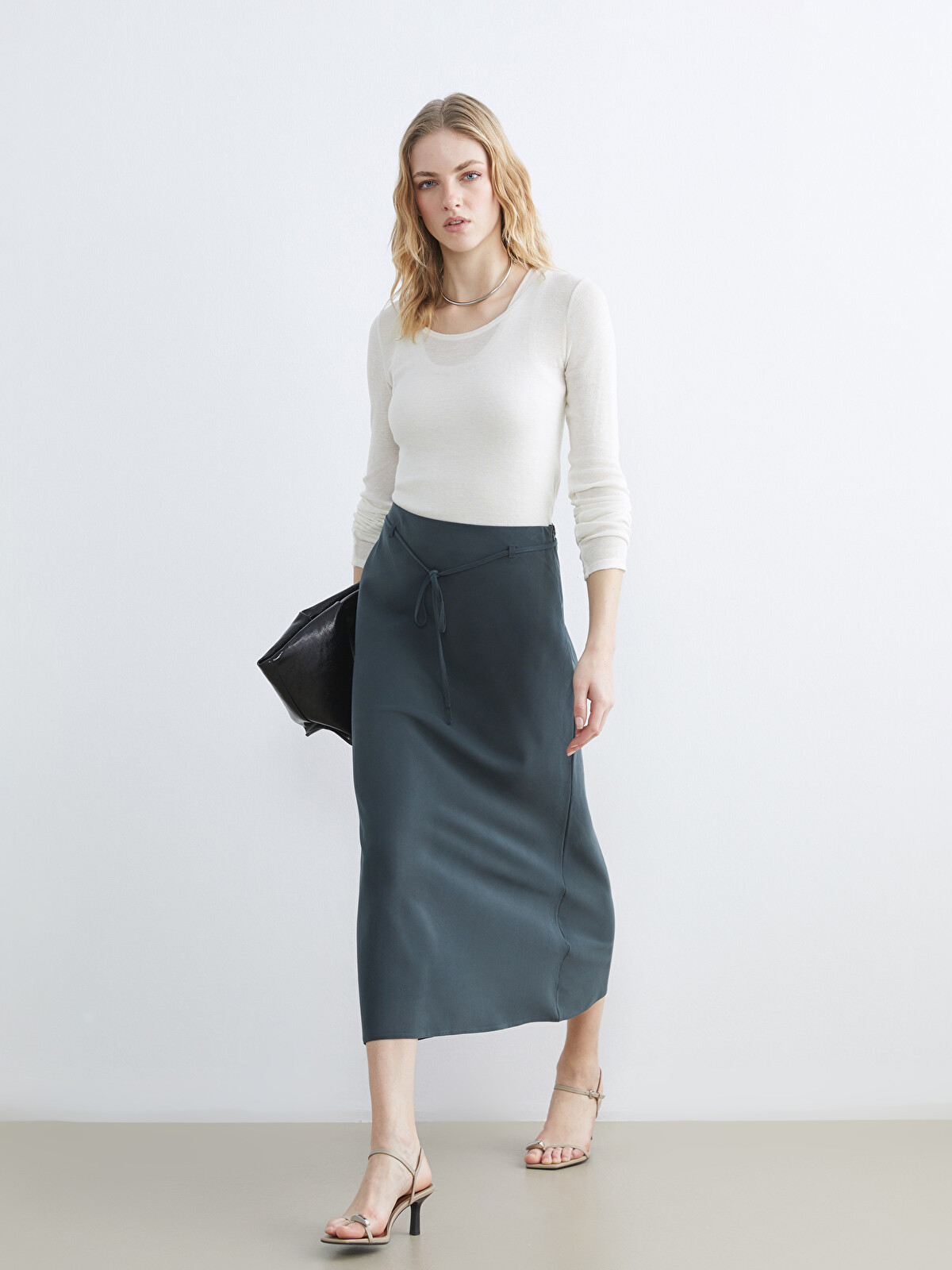 LCW Vision Women's Zippered Sash A-Line Skirt - S6G155Z8-R37 | LC