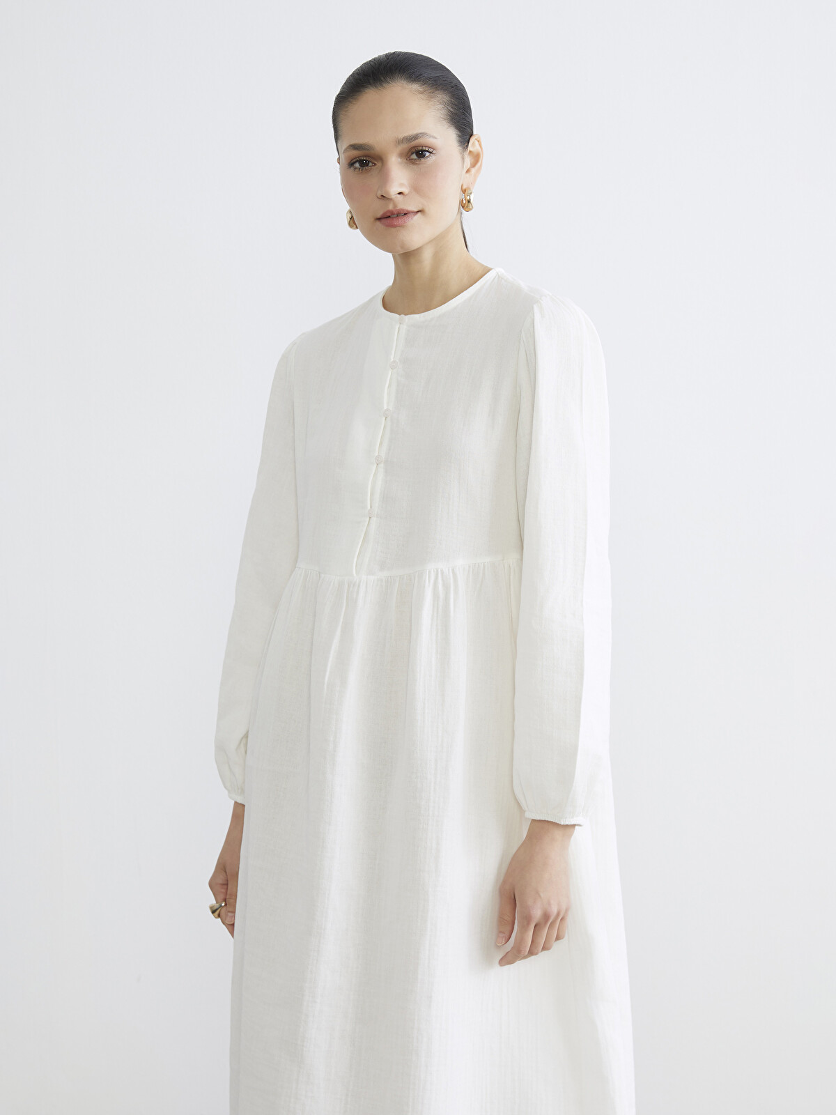LCW Modest Balloon Sleeve Muslin Maxi Dress - S6GF89Z8-EEW | LC