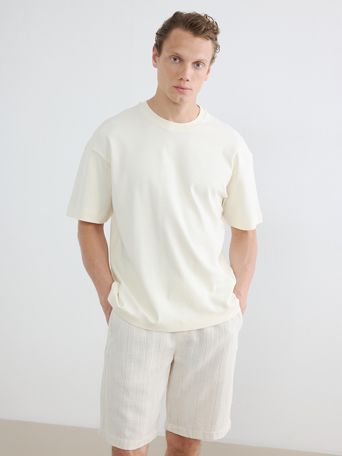 LCW Vision %100 Cotton Loose Fit Basic Soft Touch T-Shirt