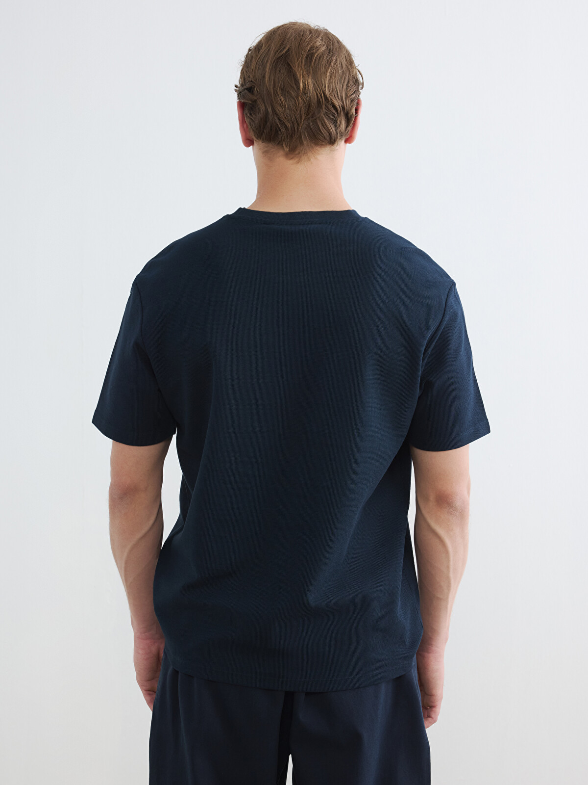 LCW Vision Crew Neck Men's T-shirt - S6GK49Z8-RFH | LC Waikiki