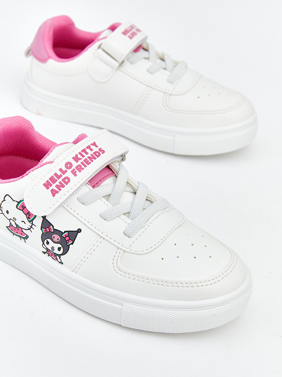 LCW STEPS Hello Kitty Baskılı Kız Çocuk Spor Ayakkabı - S6GQ35Z1