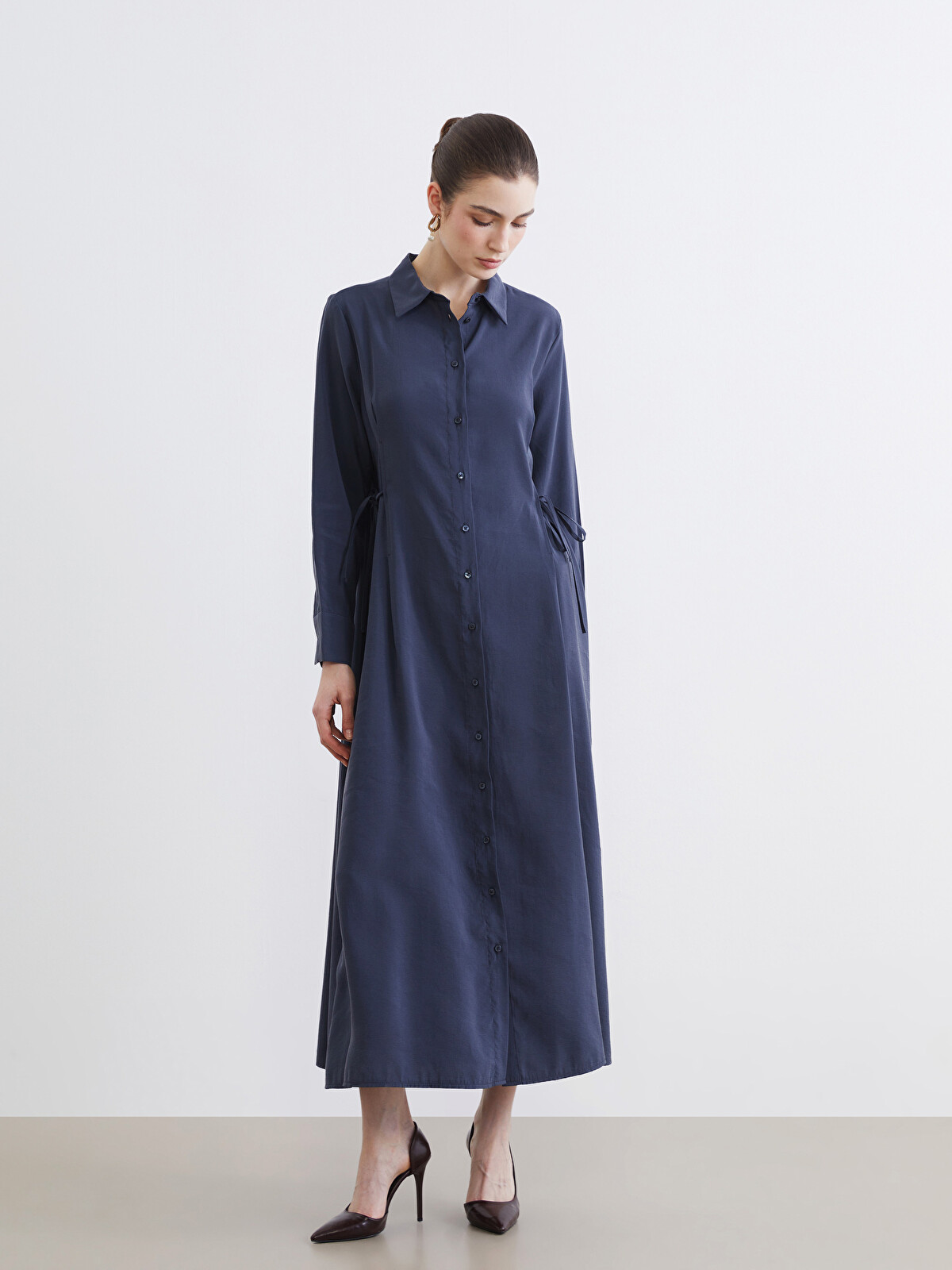 LCW Modest Beli Bağlamalı Modal Karışımlı Gömlek Elbise