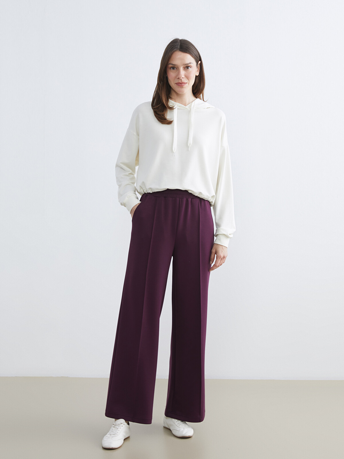 LCWAIKIKI Classic Elastic Waist Wide Leg Women's Sweatpants