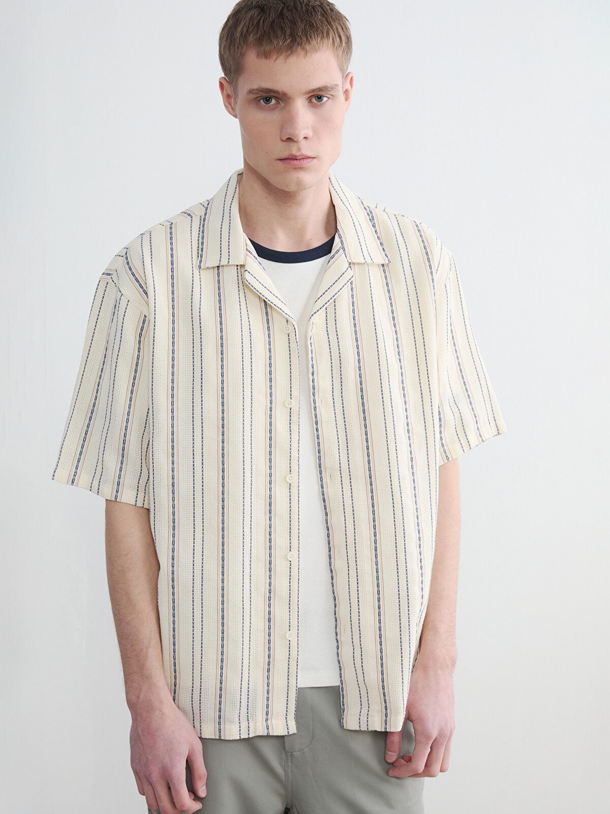 seyto Tulle layered striped shirt サイズ2 XSIDE Loose Fit Striped Dobby Men's Shirt - S6HV94Z8-LEN | LC Waikiki