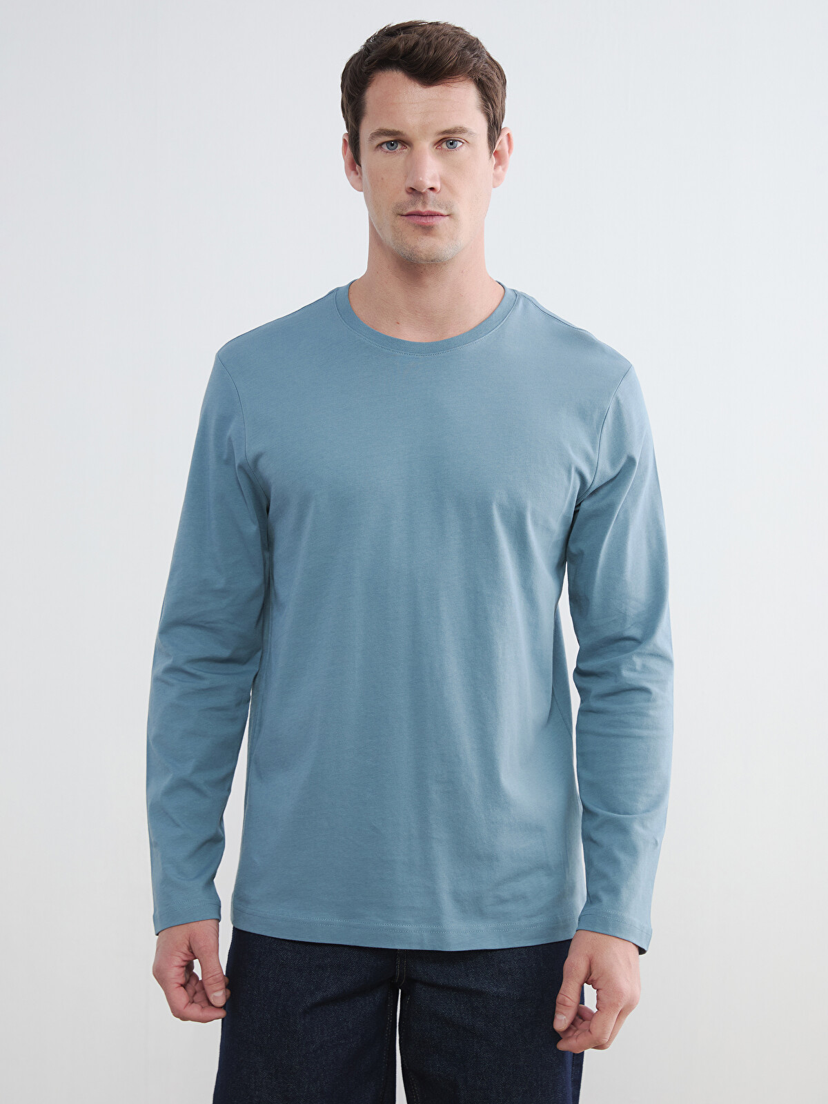 LCWAIKIKI Classic Men's Long-Sleeve Crew Neck T-Shirt