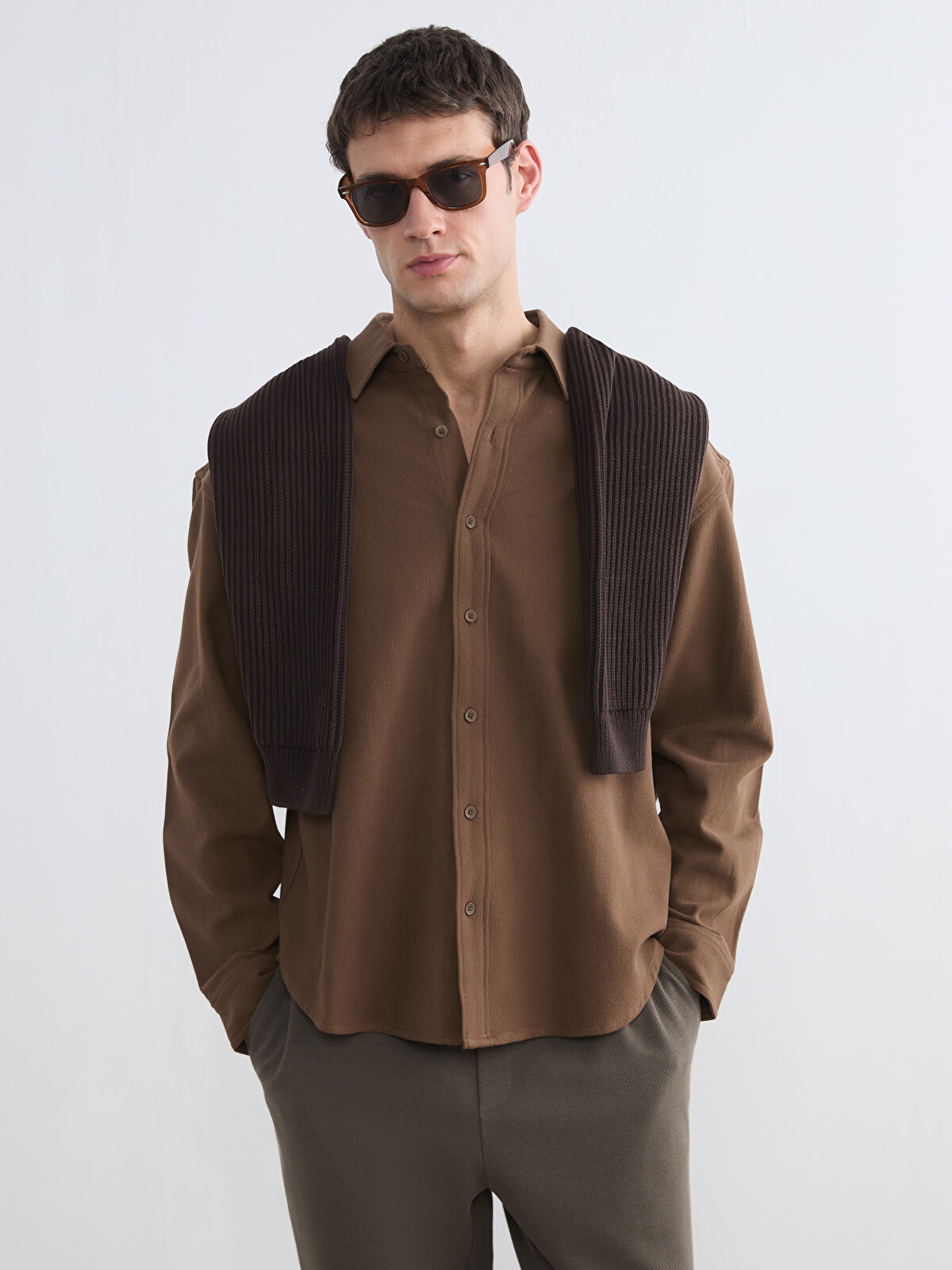 LCW Vision Regular Fit Dobby Shirt for Men - S6I228Z8-R3B | LC Waikiki