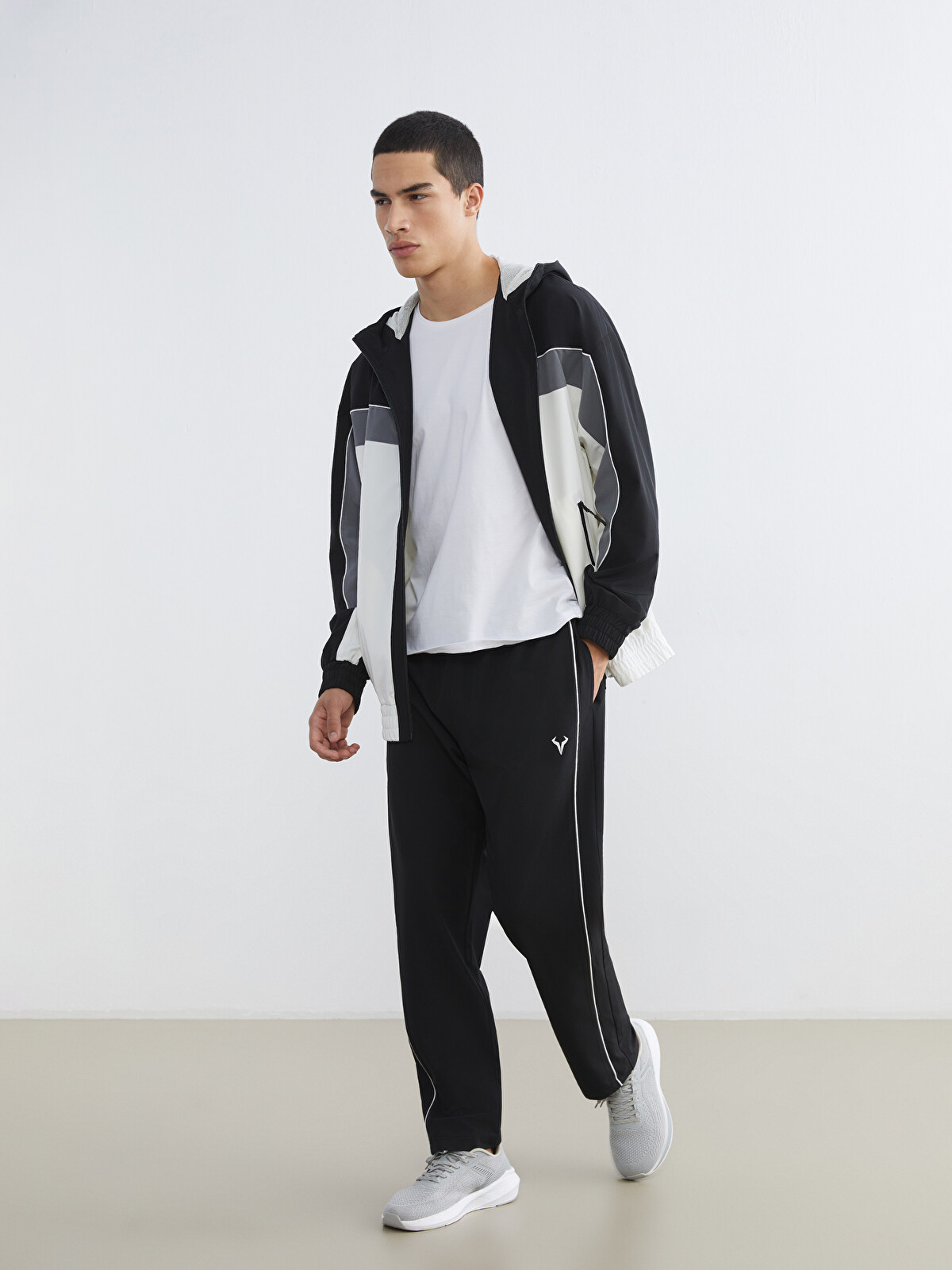 XSIDE ACTIVE Relaxed Fit Men's Sweatpants - S6I610Z8-CVL | LC Waikiki