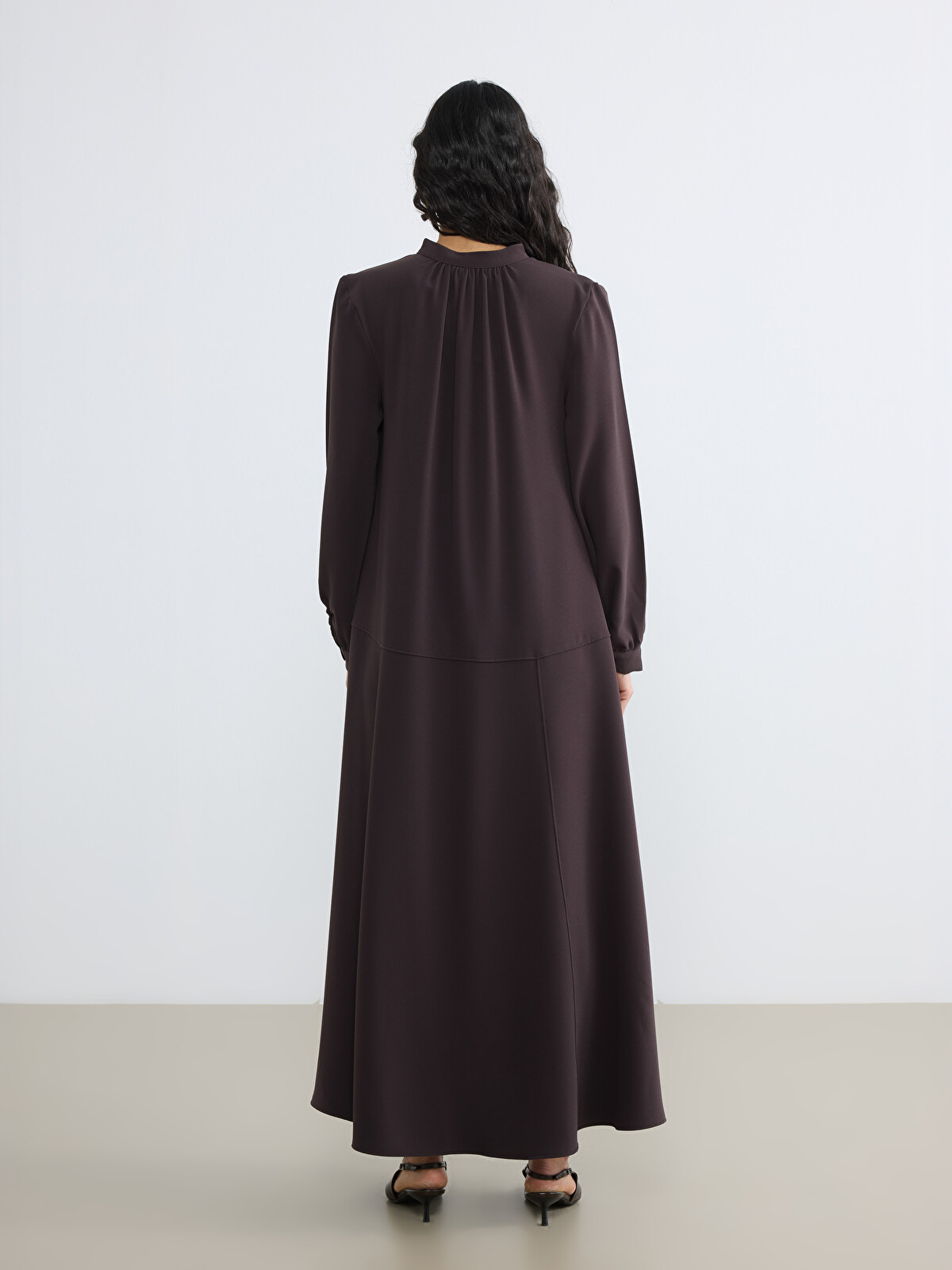 LCW Modest Bağlama Yaka Büzgülü Krep Elbise - S6IE89Z8-ZRR | LC