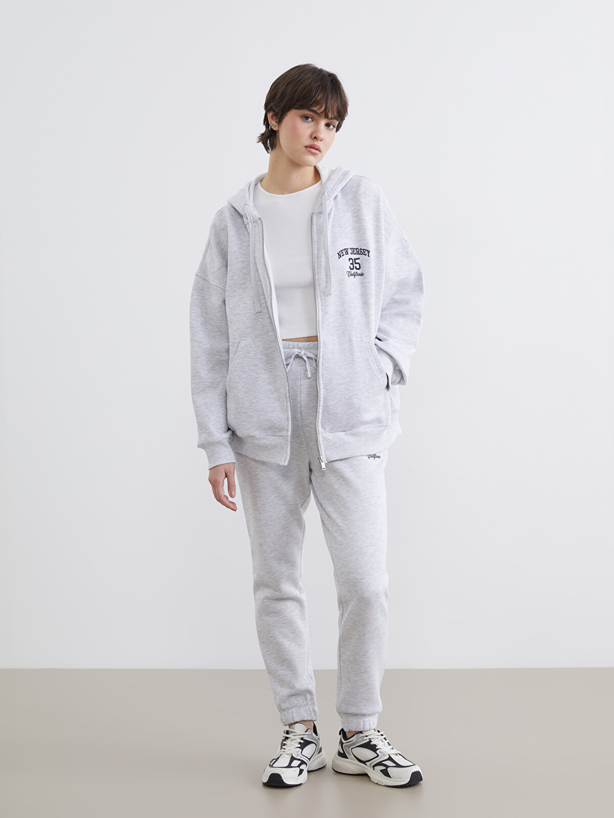XSIDE New Jersey Embroidered Women's Thick Zippered Sweatshirt