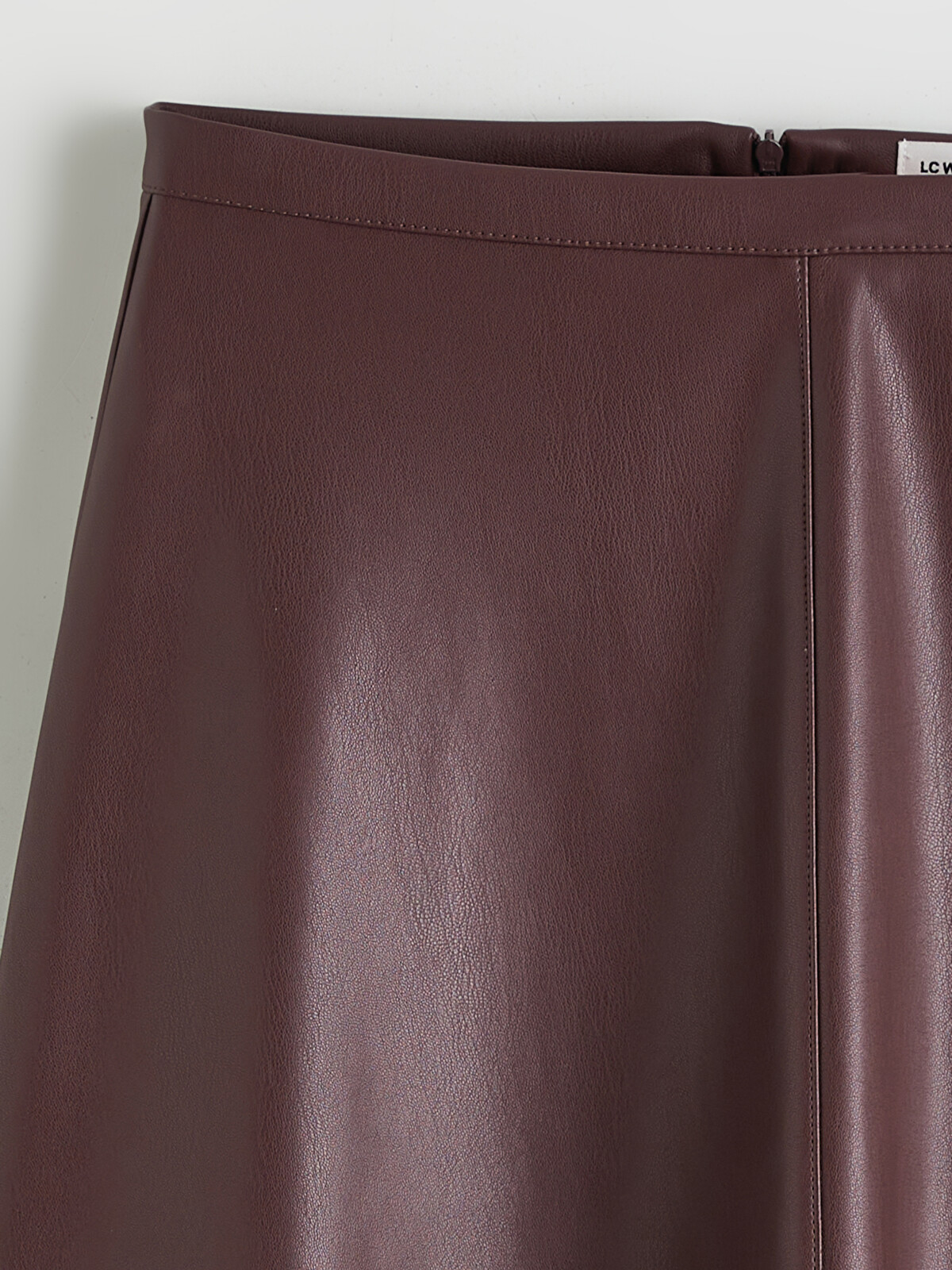 LCW Grace Waist Zippered Leather Look Skirt - S6IK47Z8-K39 | LC