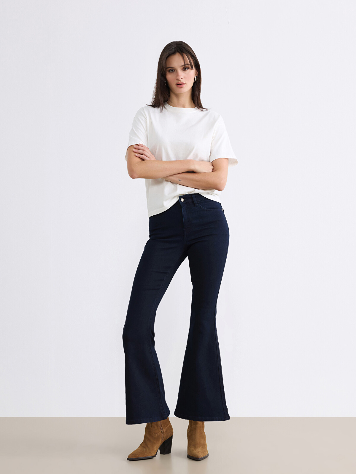 LCW Jeans Lacivert Yüksek Bel Mars Flare Kadın Jean Pantolon