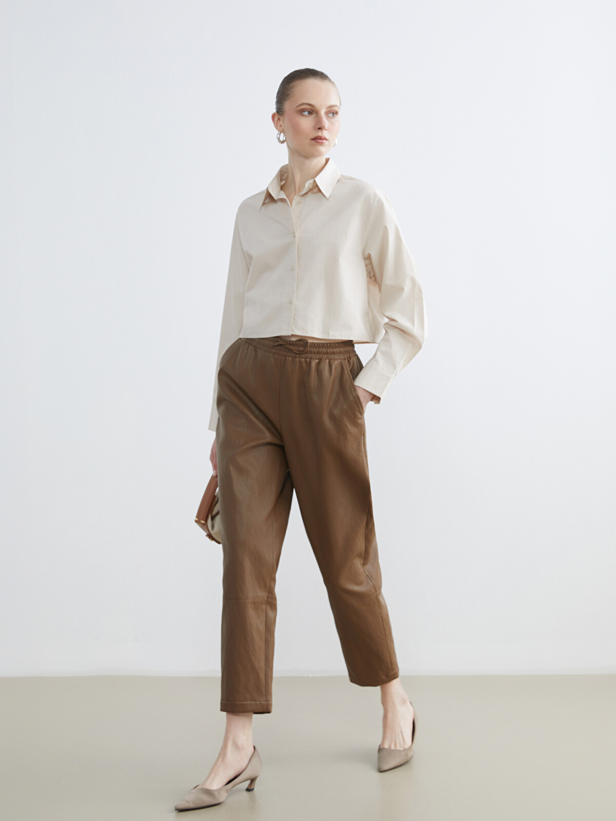 LCW STUDIO Pantaloni din Piele Ecologică cu Talie Elastică pentru
