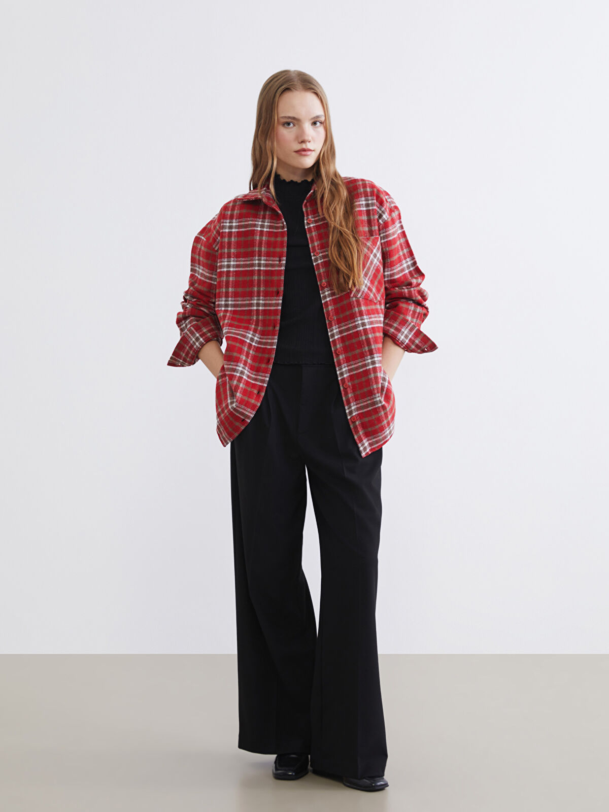 XSIDE Loose Fit Geniş Paça Kadın Pileli Kumaş Pantolon