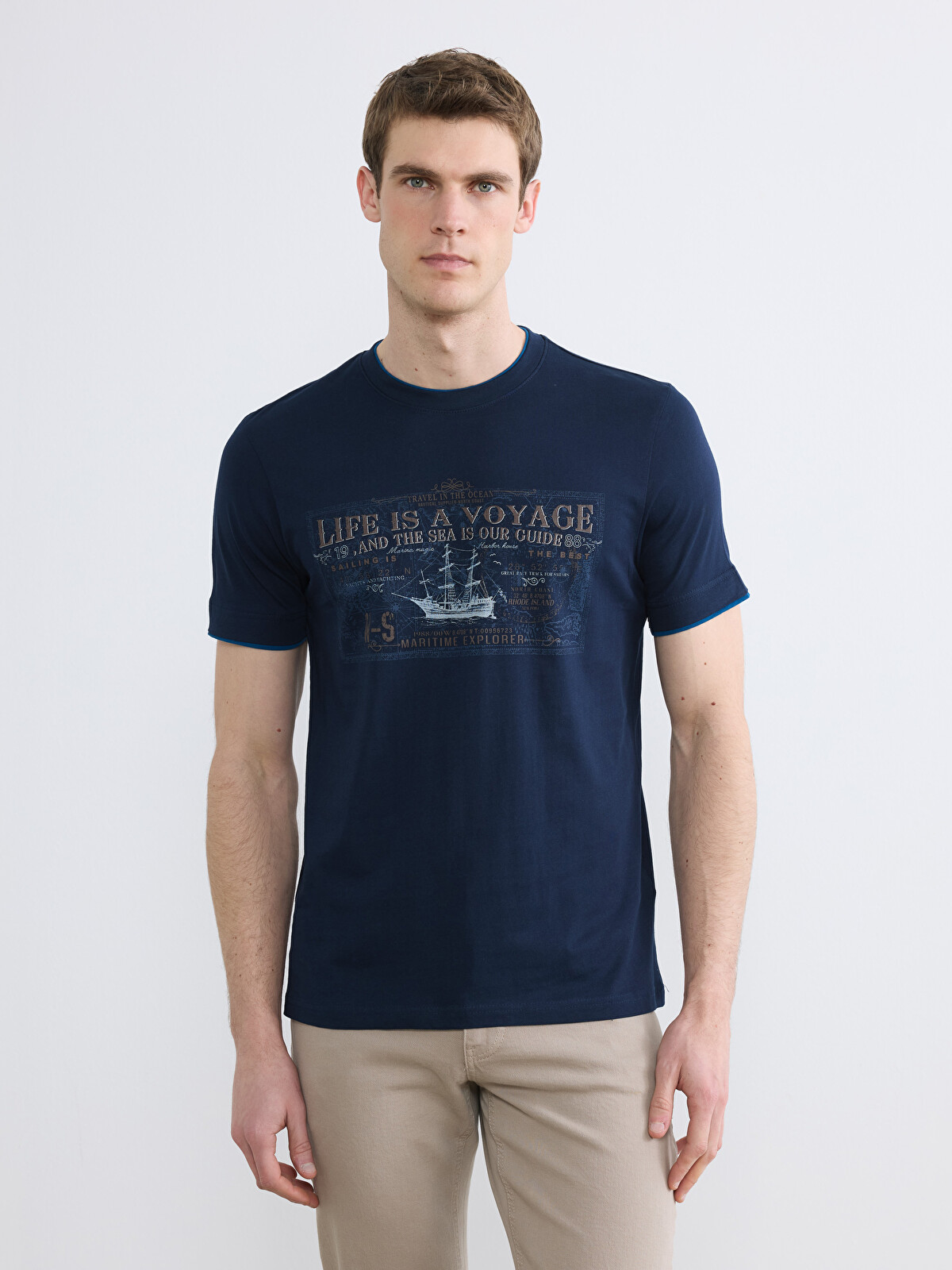 LCWAIKIKI Classic Crew Neck Printed Men's T-Shirt - S6KA06Z8-DWP