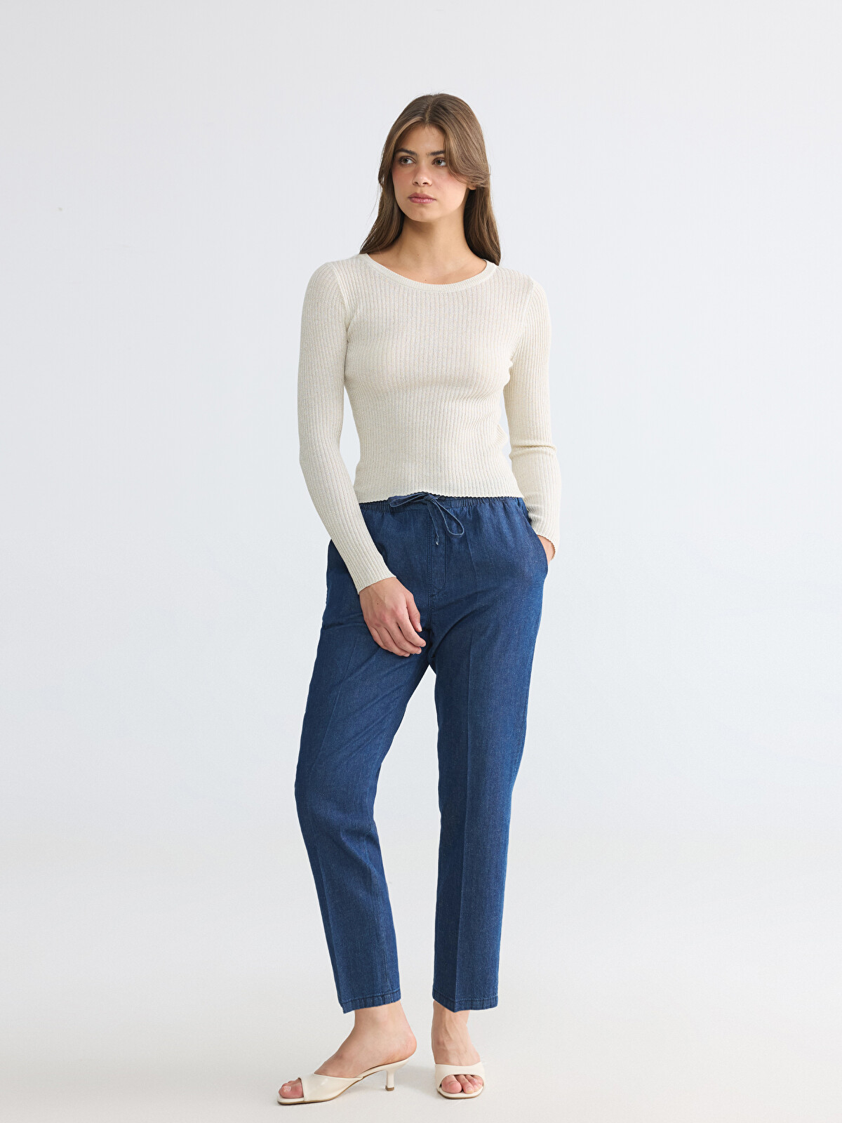 LCWAIKIKI Classic İndigo Carrot Fit Keten Karışımlı Kadın Jean