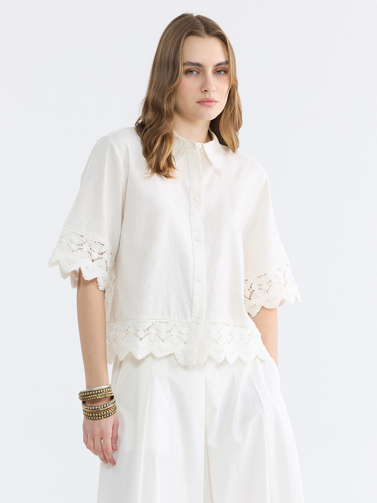 LCW STUDIO Lace Detailed Women's Shirt - S6KK26Z8-EEW | LC Waikiki