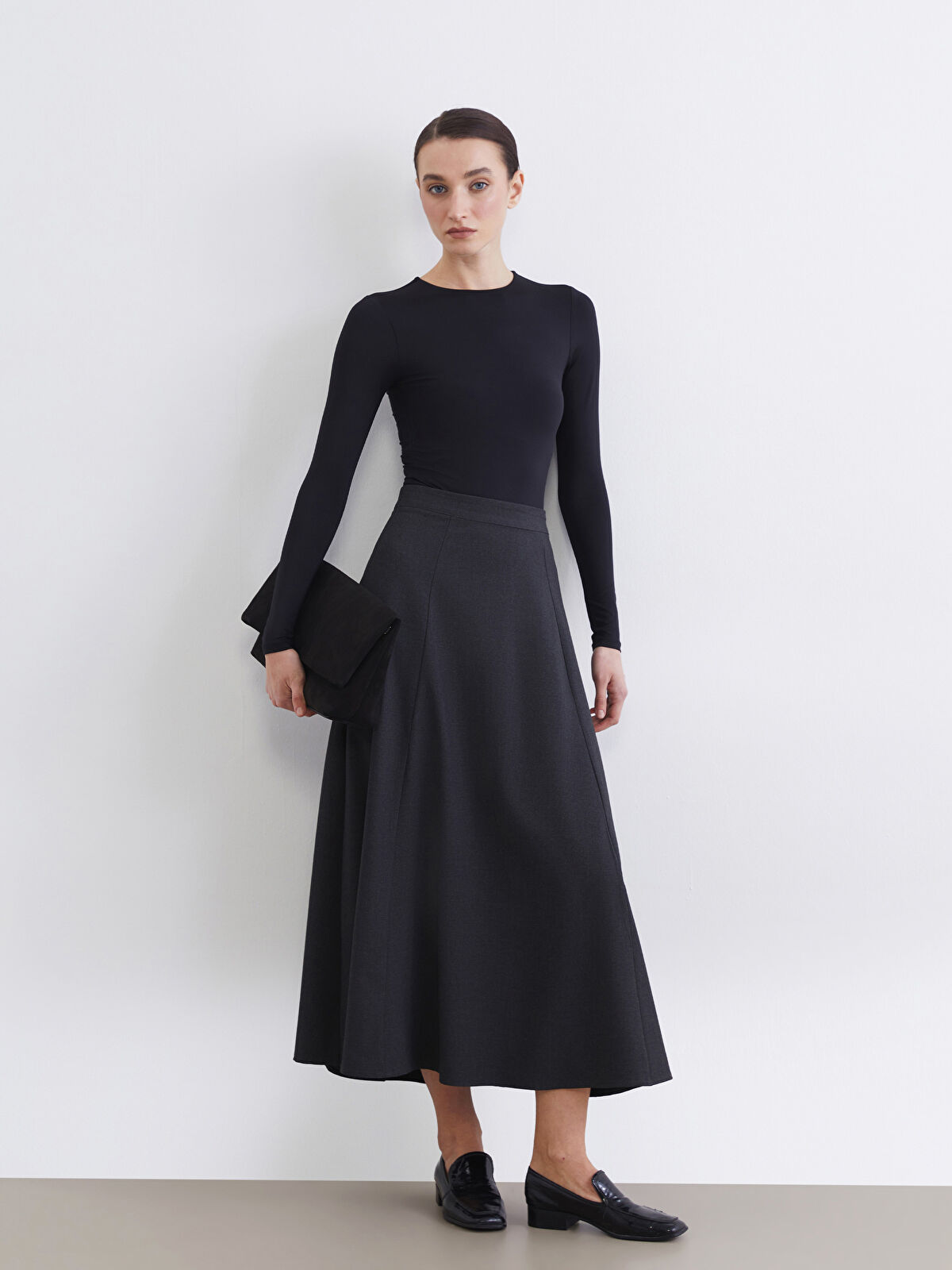 LCW Modest Beli Fermuarlı Kloş Etek	