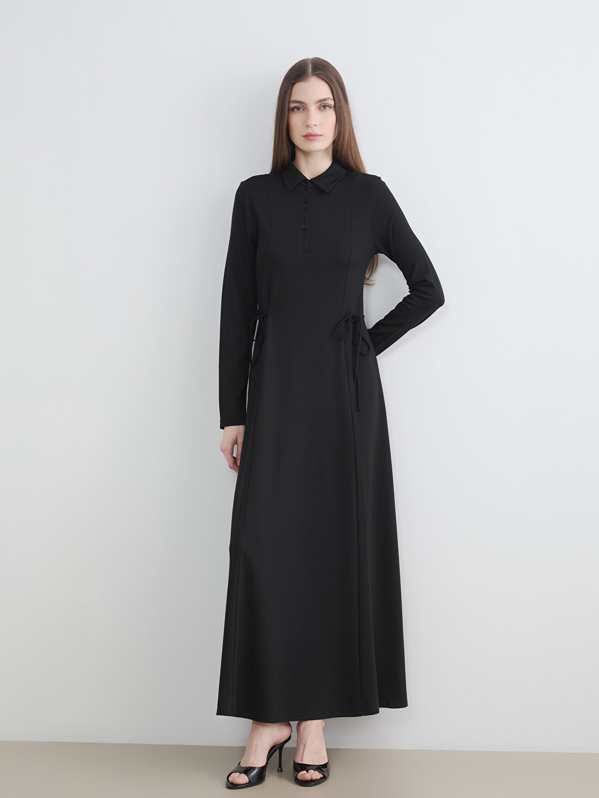 LCW Modest Siyah Gömlek Yaka Belden Oturtmalı Elbise - S6L620Z8
