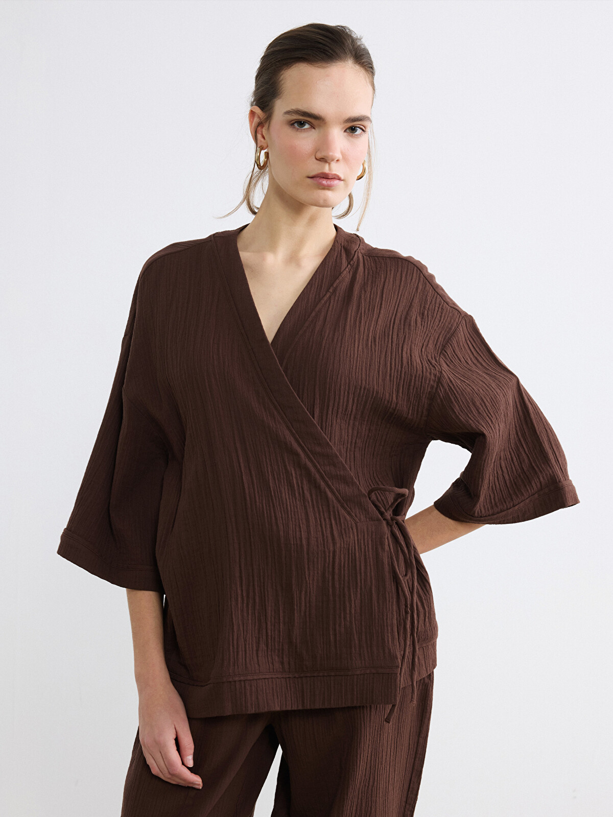 LCW Vision Kahverengi Kruvaze Yaka Dokulu Kadın Kimono - S6L947Z8