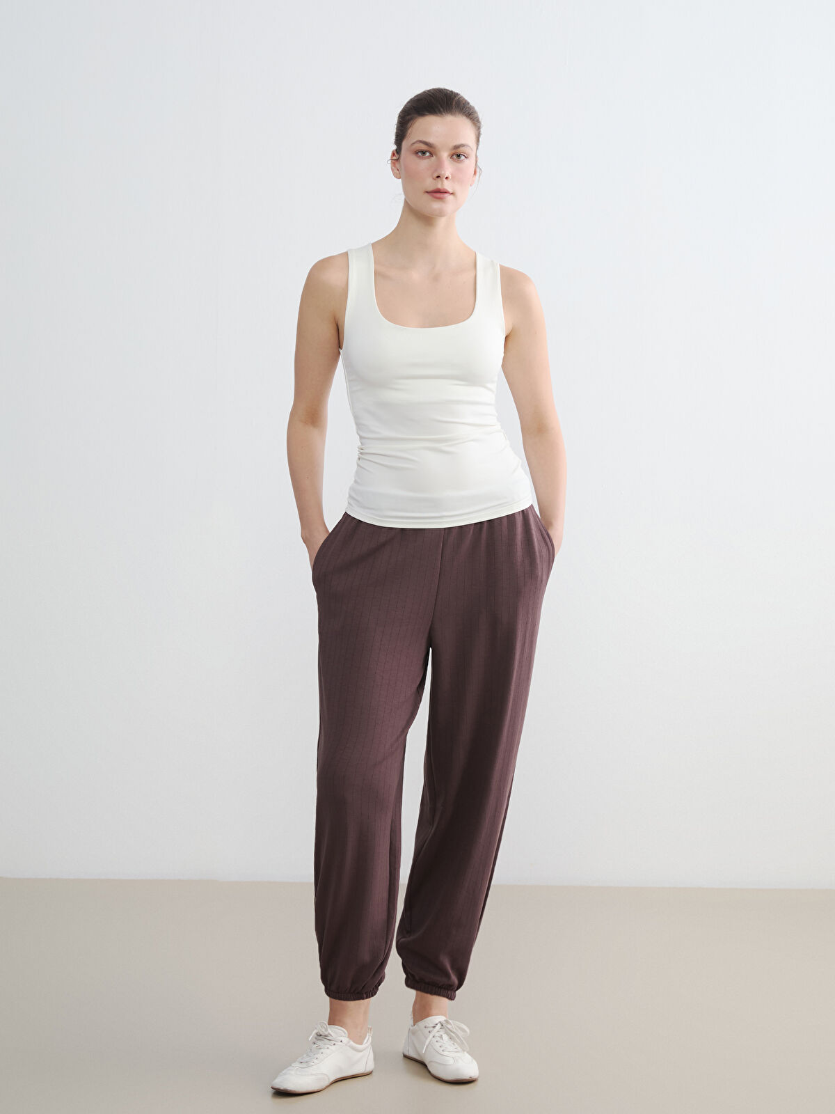 LCWAIKIKI Basic Beli Lastikli Çizgili Kadın Jogger Pantolon