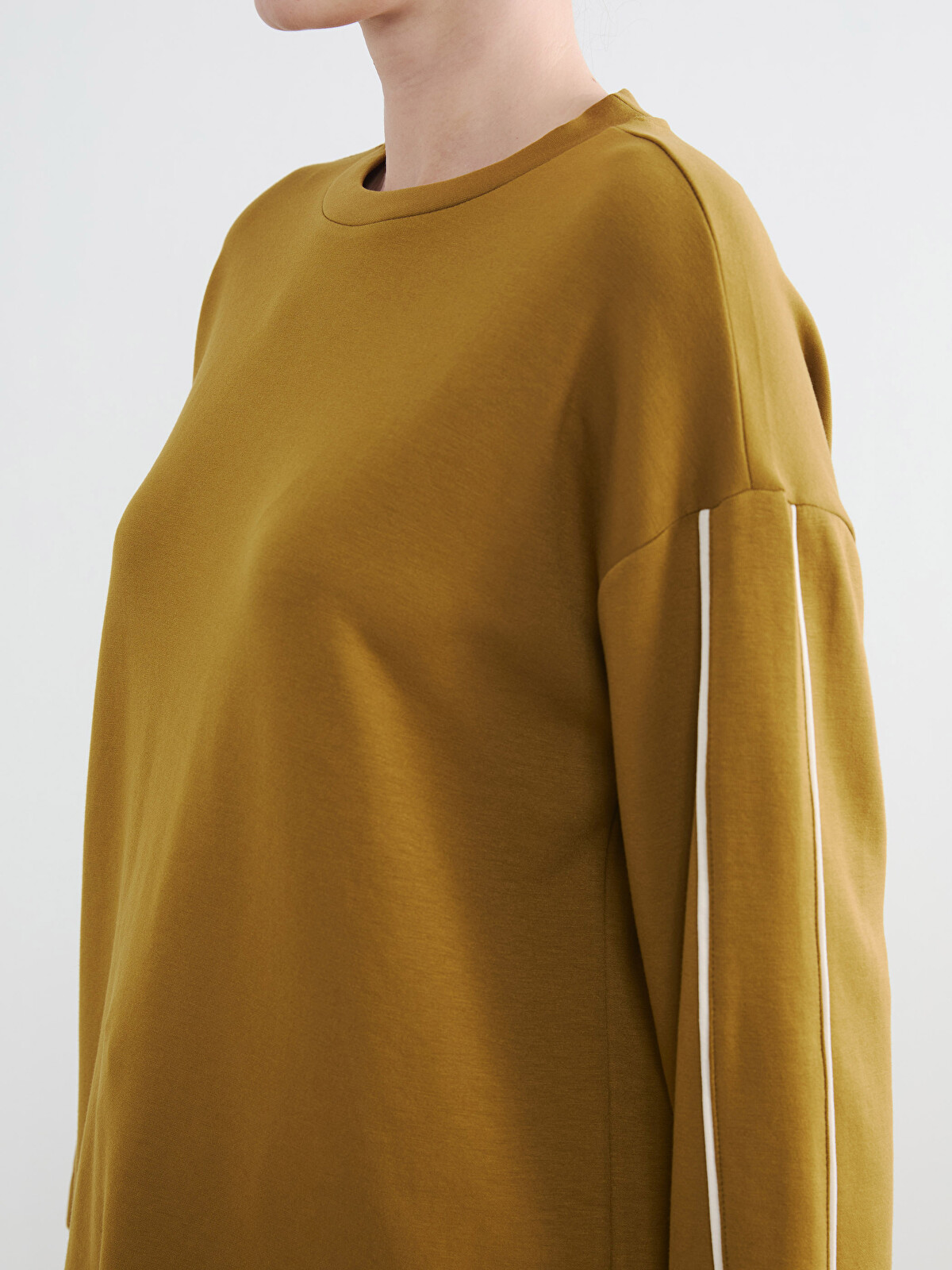 LCW EVERYDAY Yeşil Bisiklet Yaka Soft Touch Kadın Sweatshirt