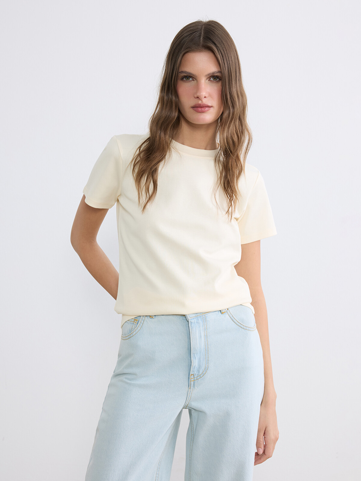 LCWAIKIKI Basic Crew Neck Women's T-Shirt - S6C118Z8-FDN - LC Waikiki
