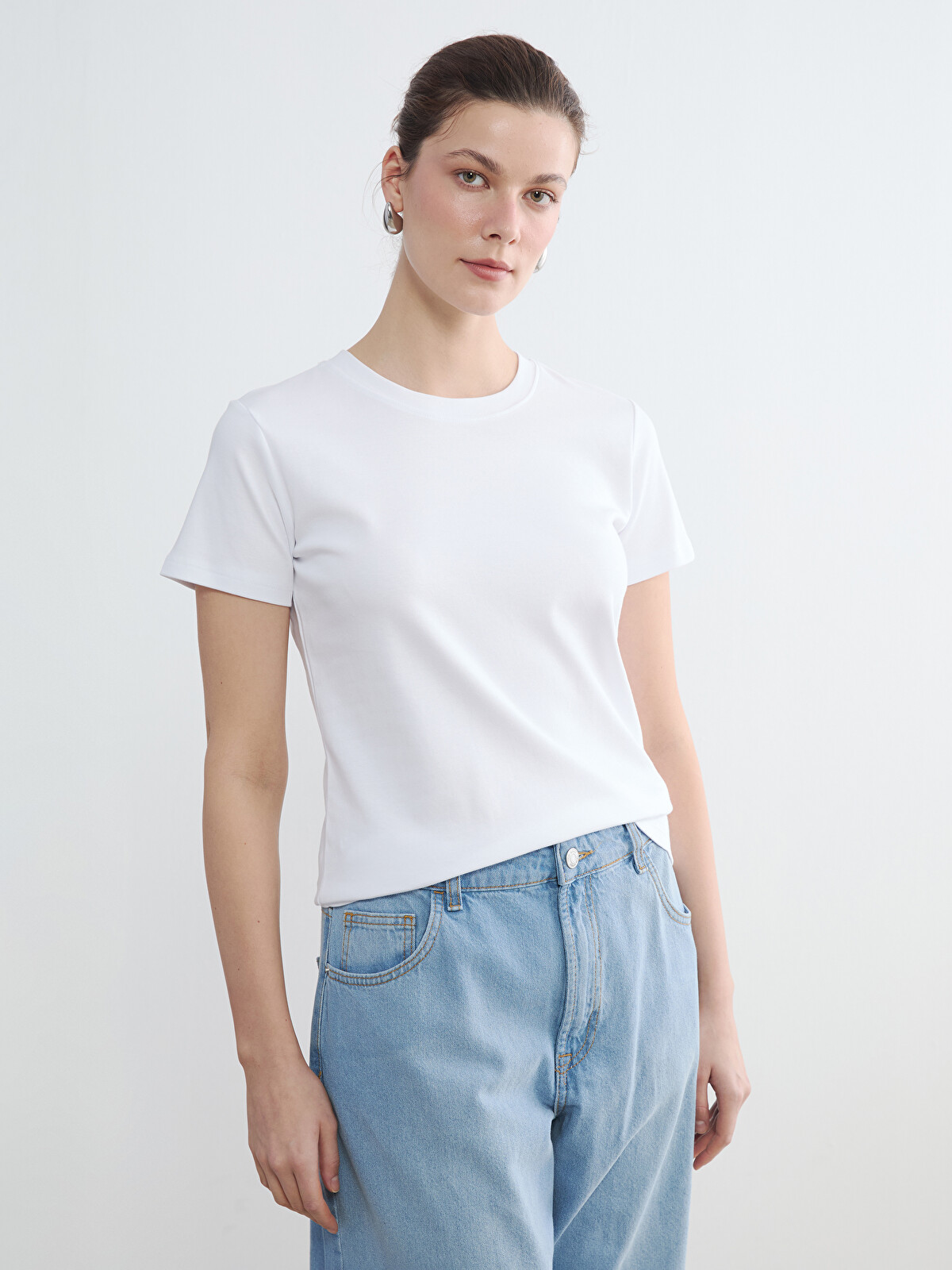 LCWAIKIKI Basic Crew Neck Women's T-shirt - S6C118Z8-Q6K | LC Waikiki