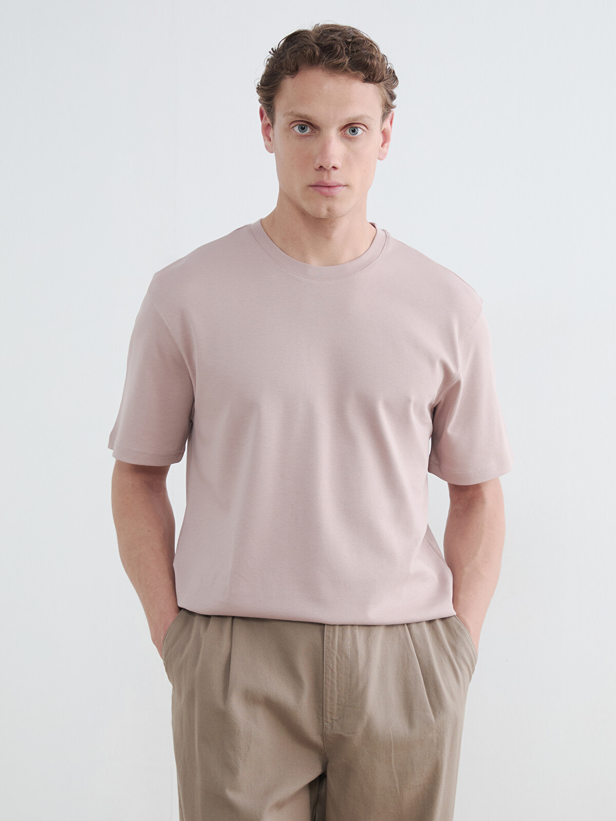LCW Vision Regular Fit Kalın Kumaş Tişört /03