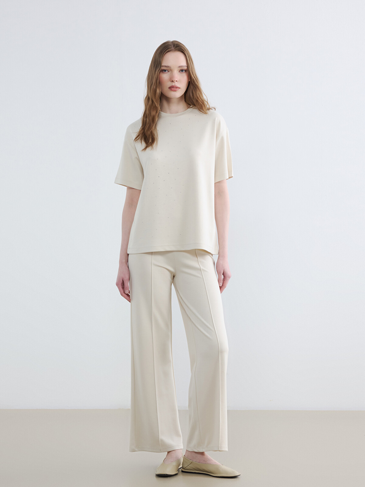 LCW Modest Bej Taşlı Soft Touch Kadın Tişört - S6A811Z8-FEJ | LCW