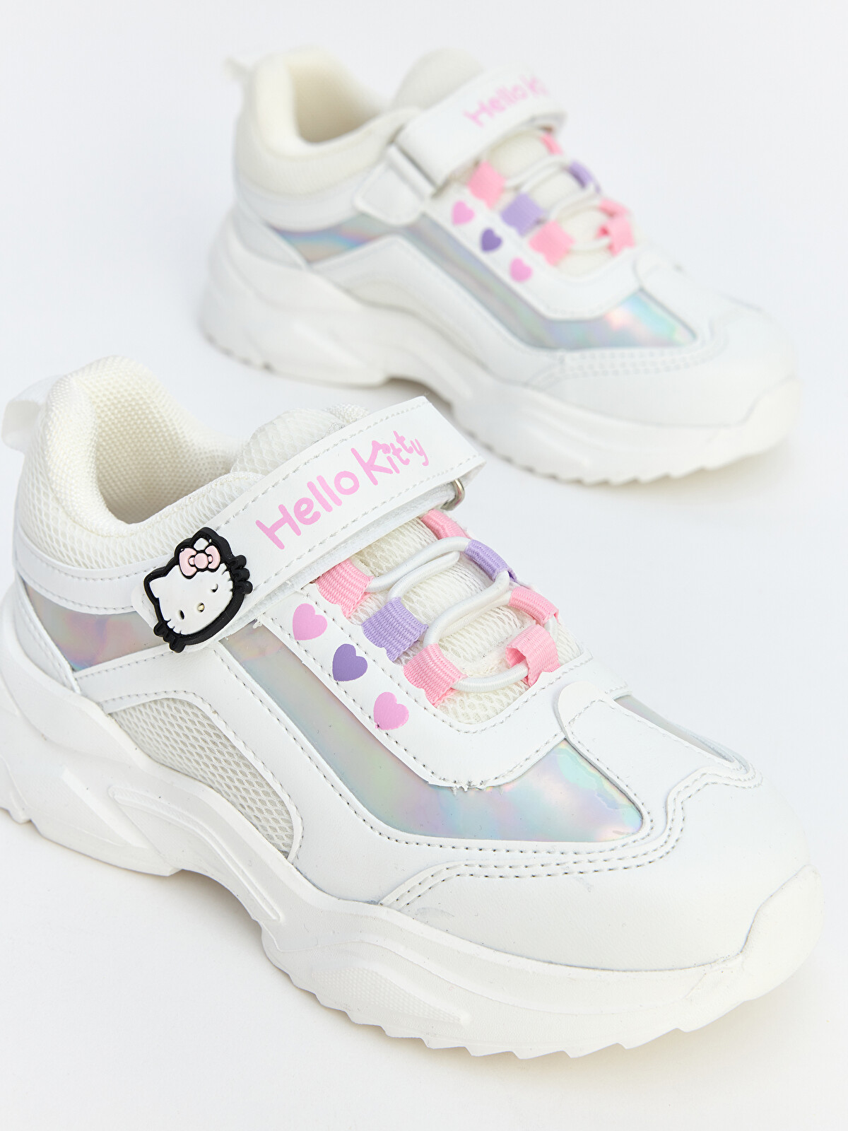 LCW STEPS Ekru Hello Kitty Baskılı Kız Çocuk Spor Ayakkabı