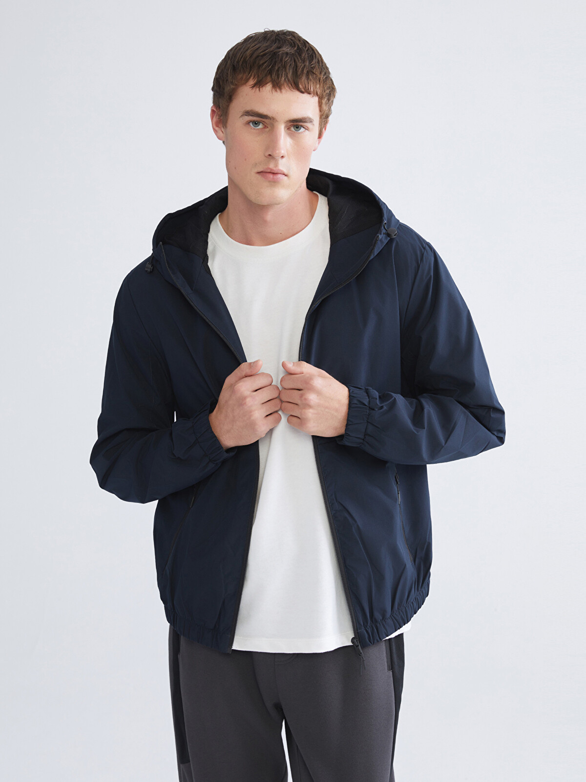 XSIDE Regular Fit Hooded Men's Raincoat - W60002Z8-RFD - LC Waikiki