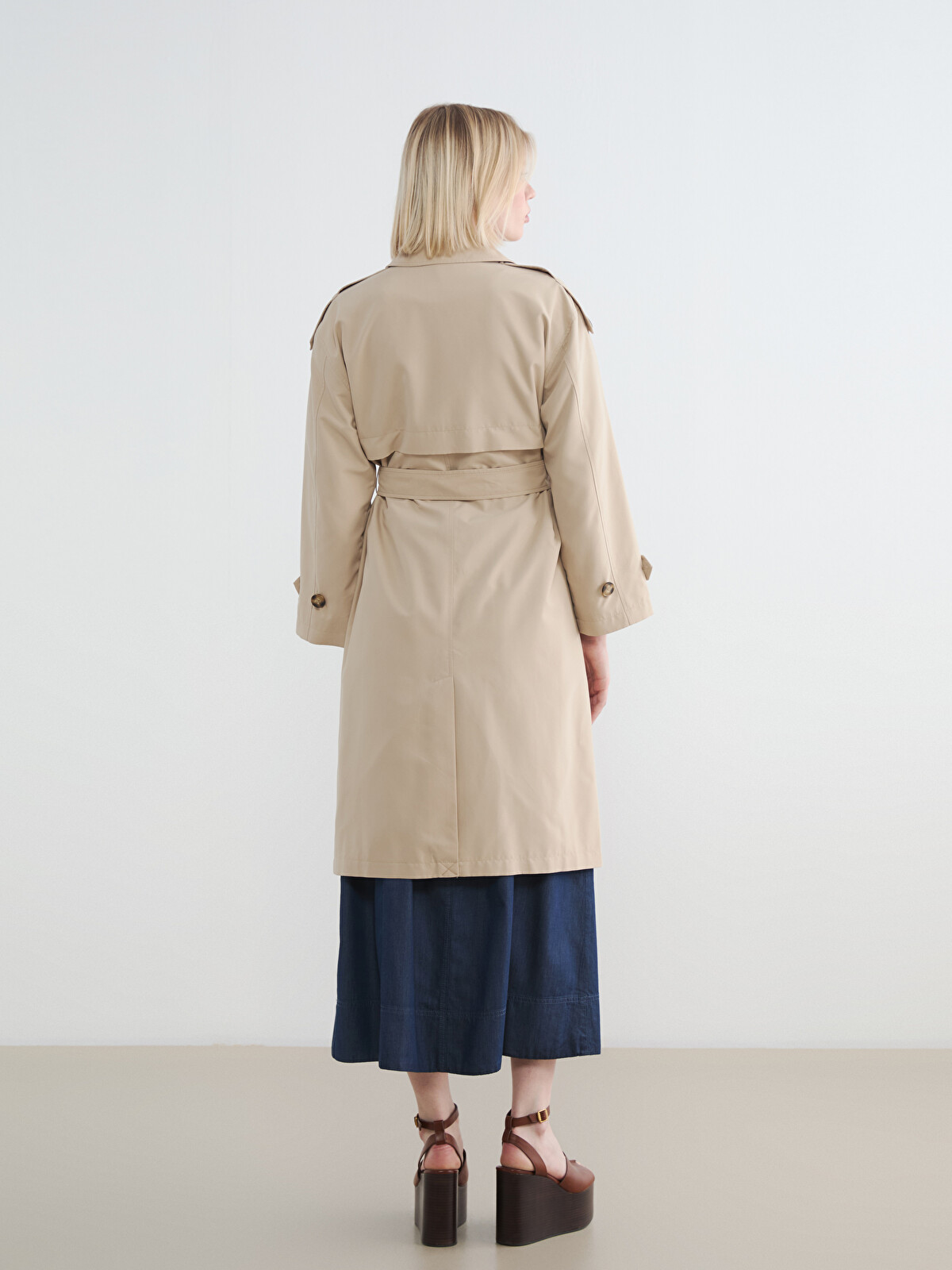 LCW Vision Double-breasted Sash Women's Trenchcoat - W65971Z8-CTL