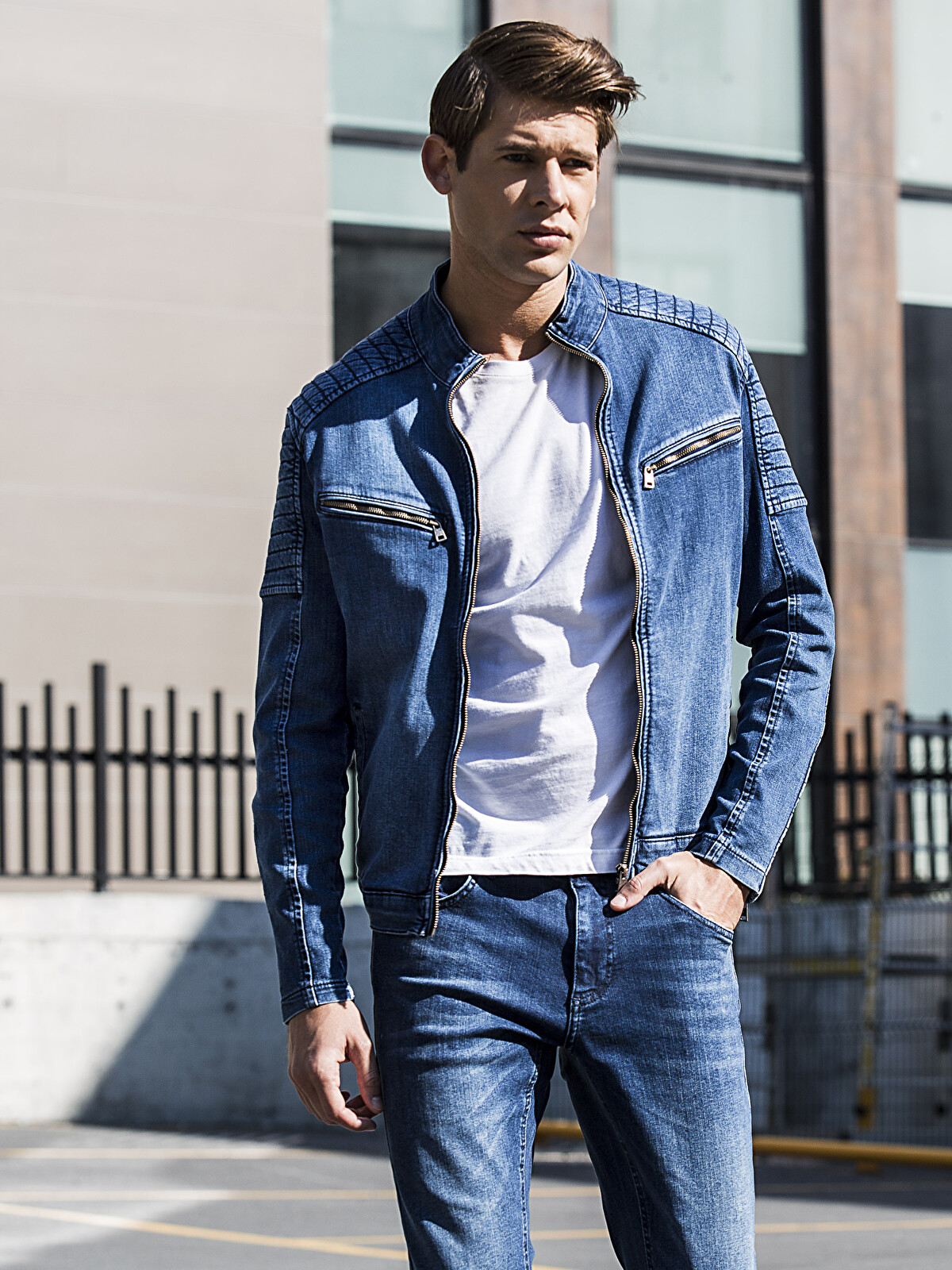 XSIDE Man Indigo Denim Jacket - 7K8803Z8-H45 | LC Waikiki